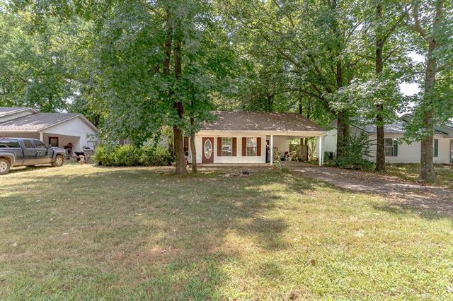 1302  Walker St  Paragould, AR