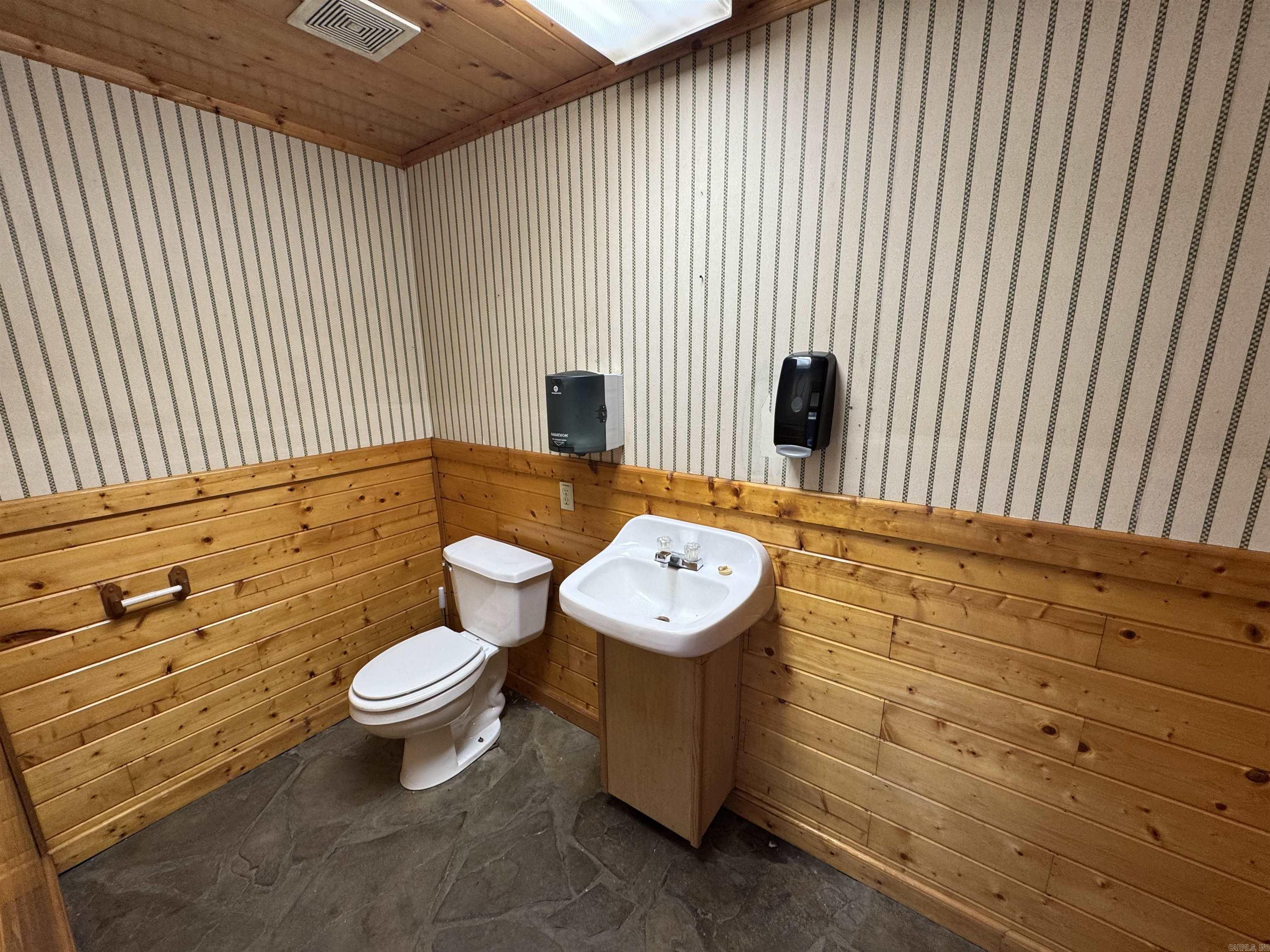109 Bradford  McRae, AR