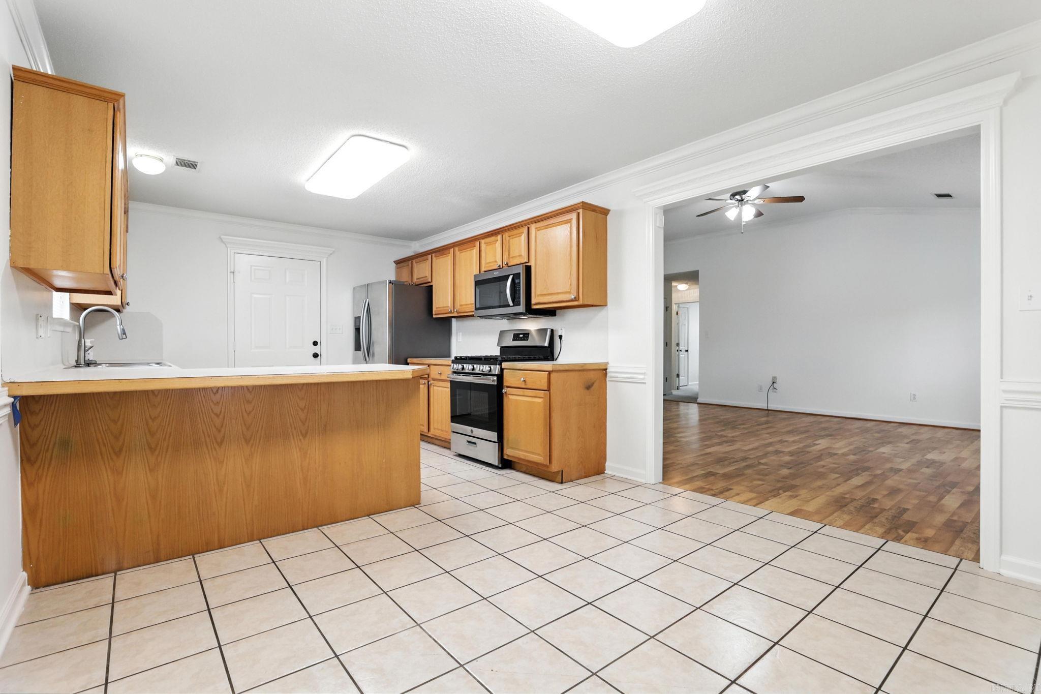 2312 Bridgewater  Bryant, AR