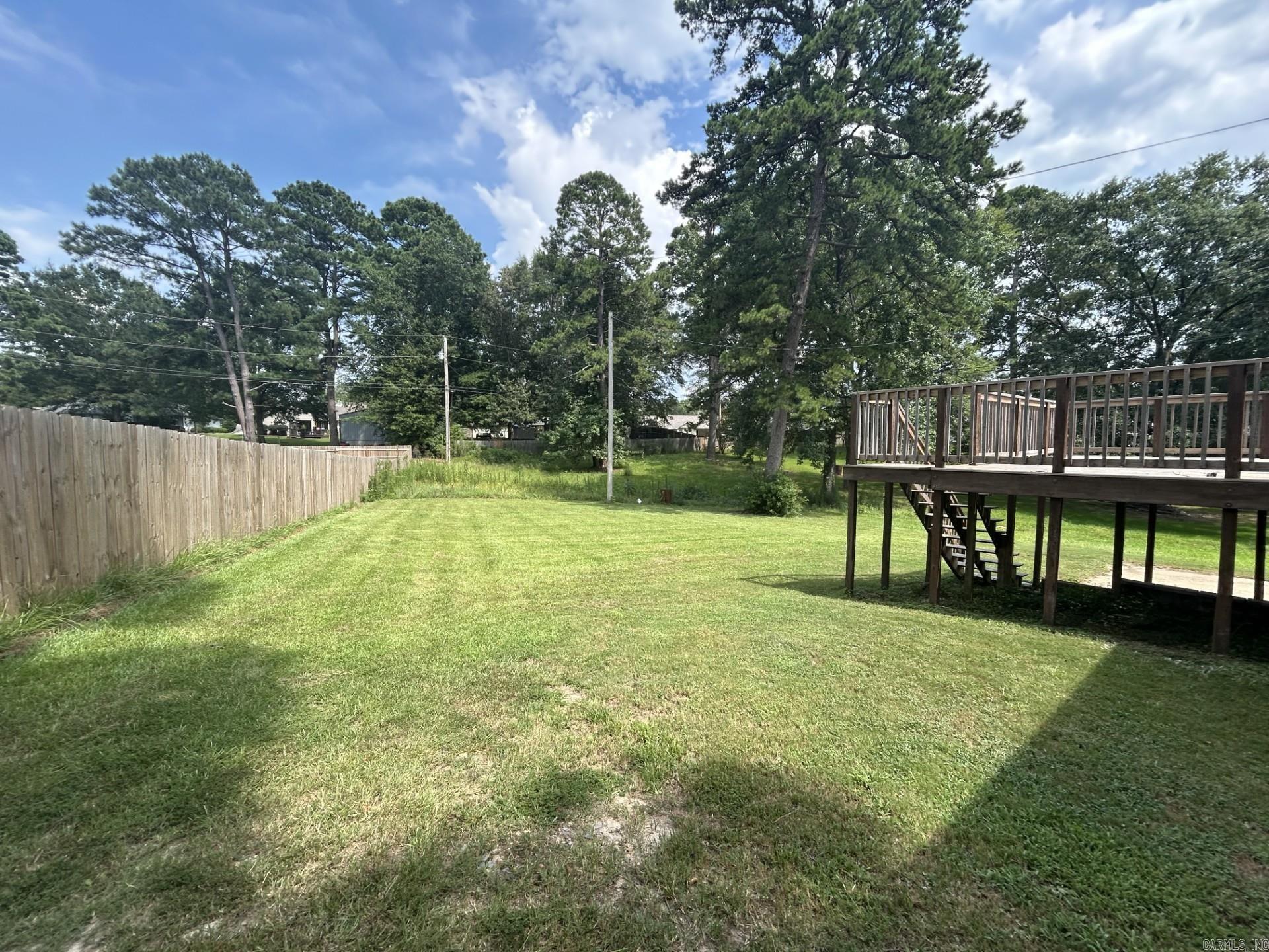 1811 E Lakeview  Benton, AR