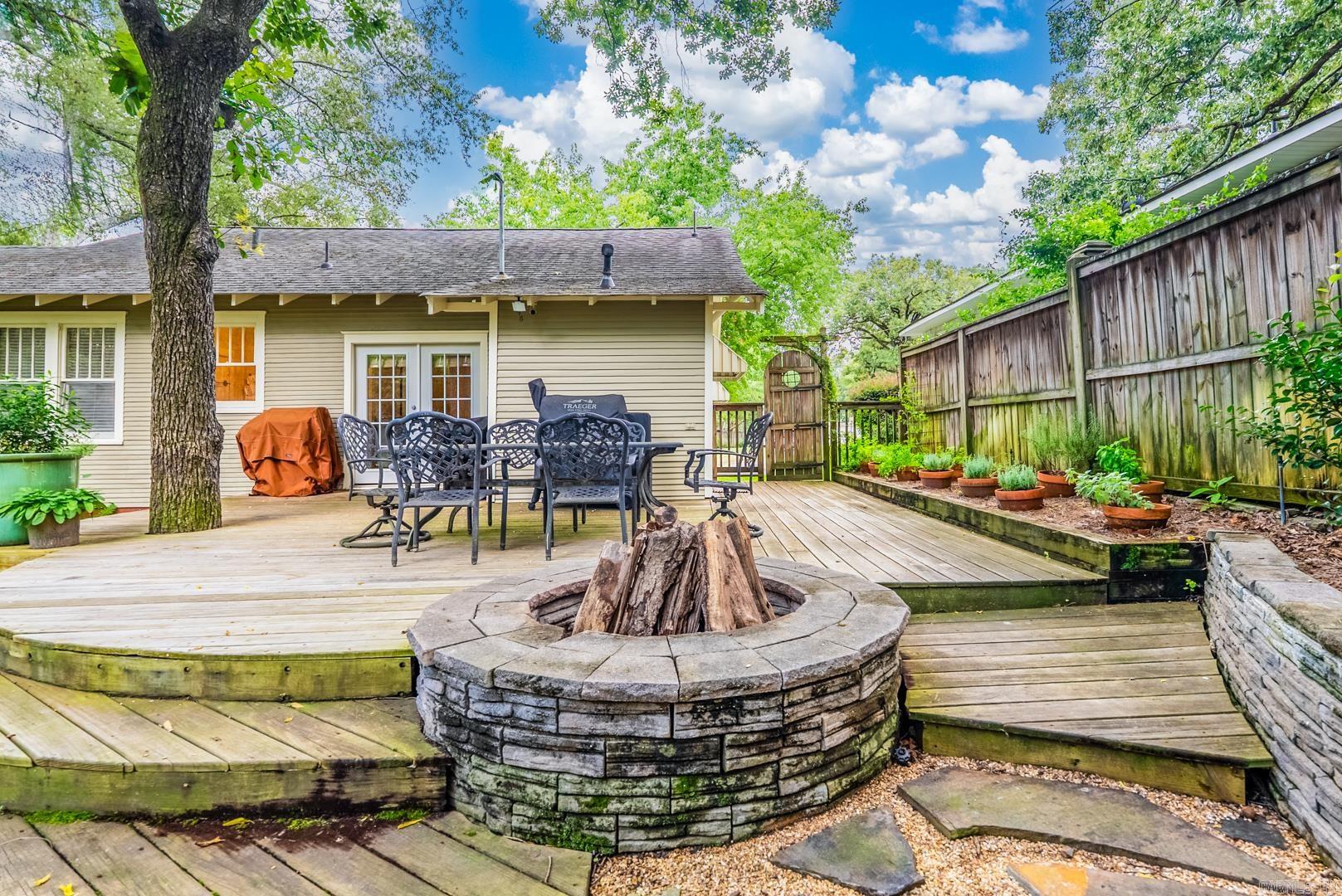 5200 Lee  Little Rock, AR