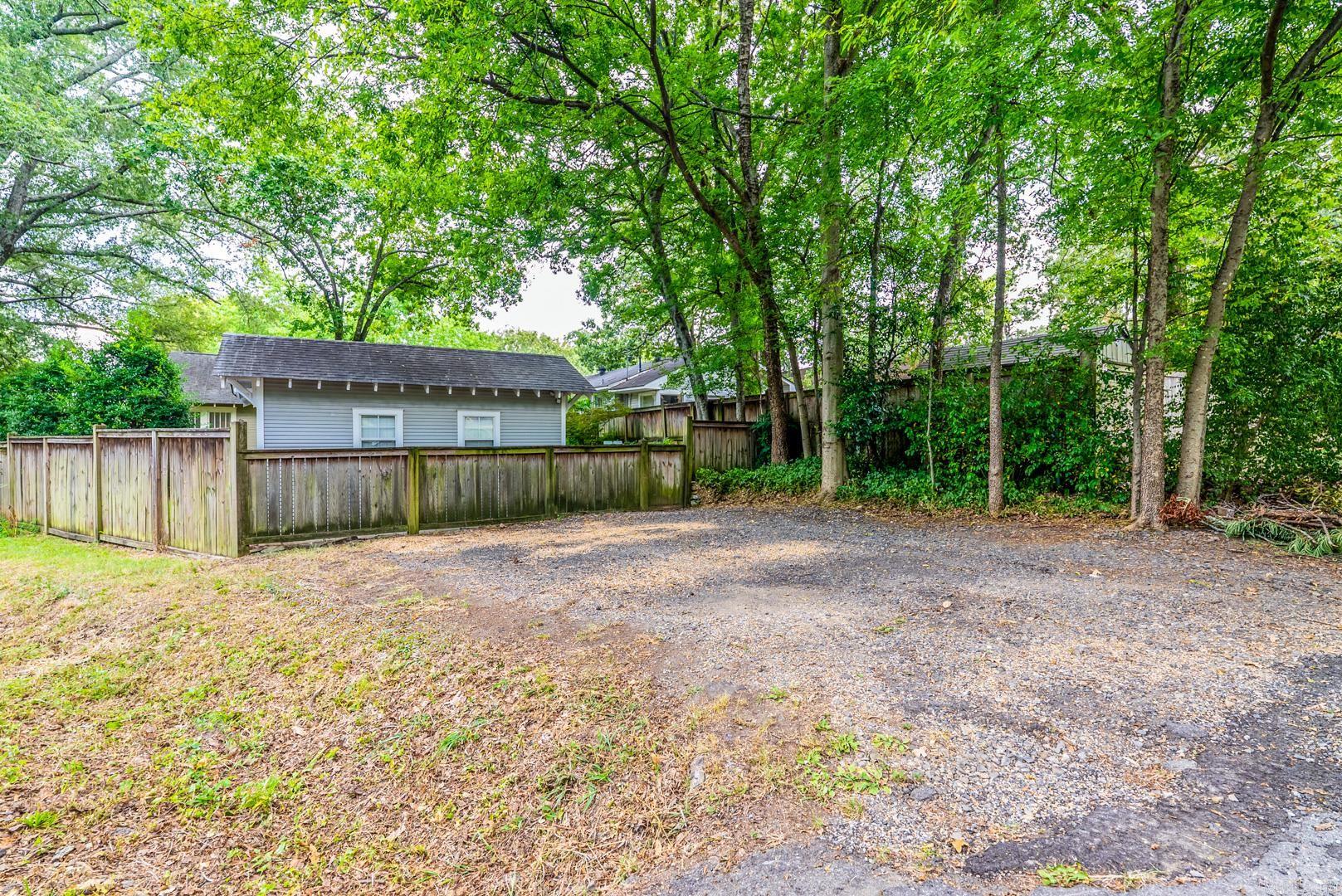 5200 Lee  Little Rock, AR