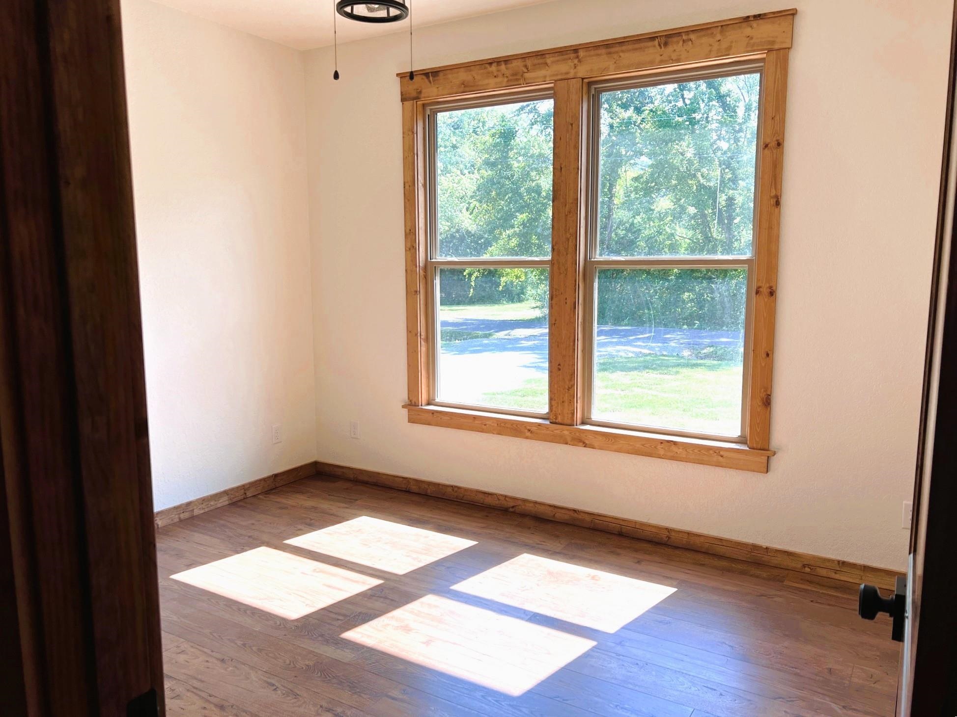 120 N Riverview  Mountain View, AR
