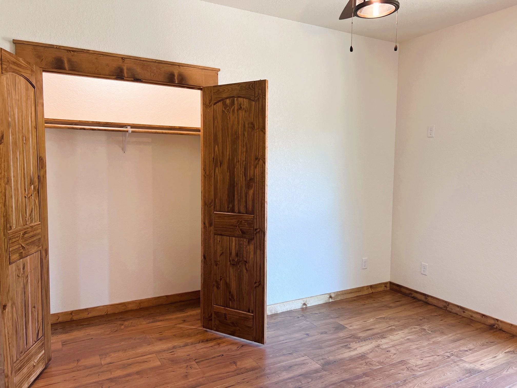 120 N Riverview  Mountain View, AR