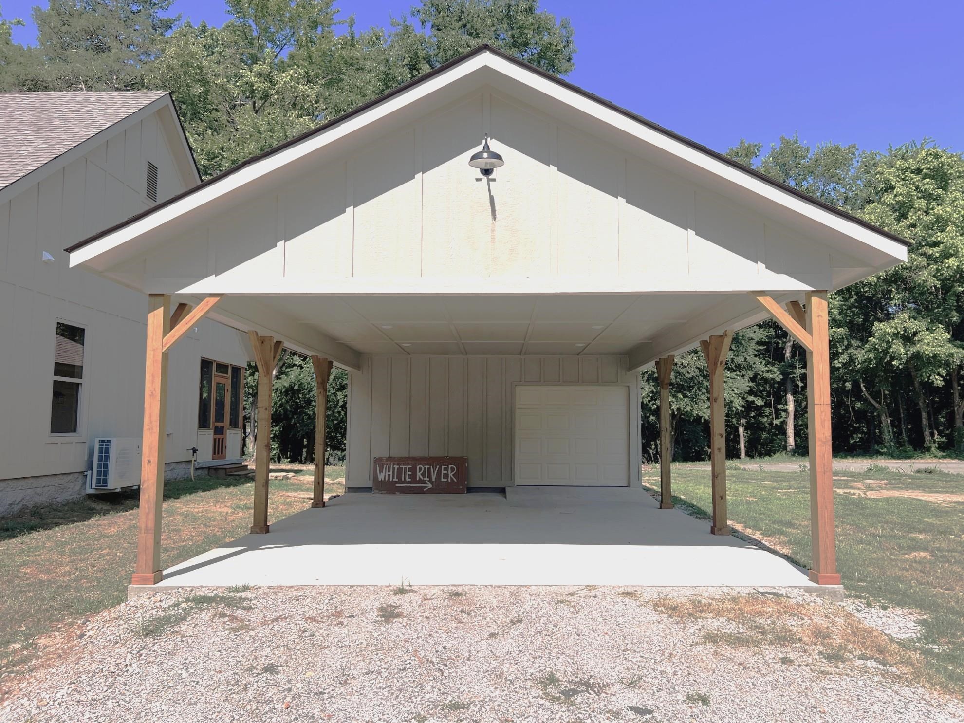 120 N Riverview Lane Mountain View, AR 72560