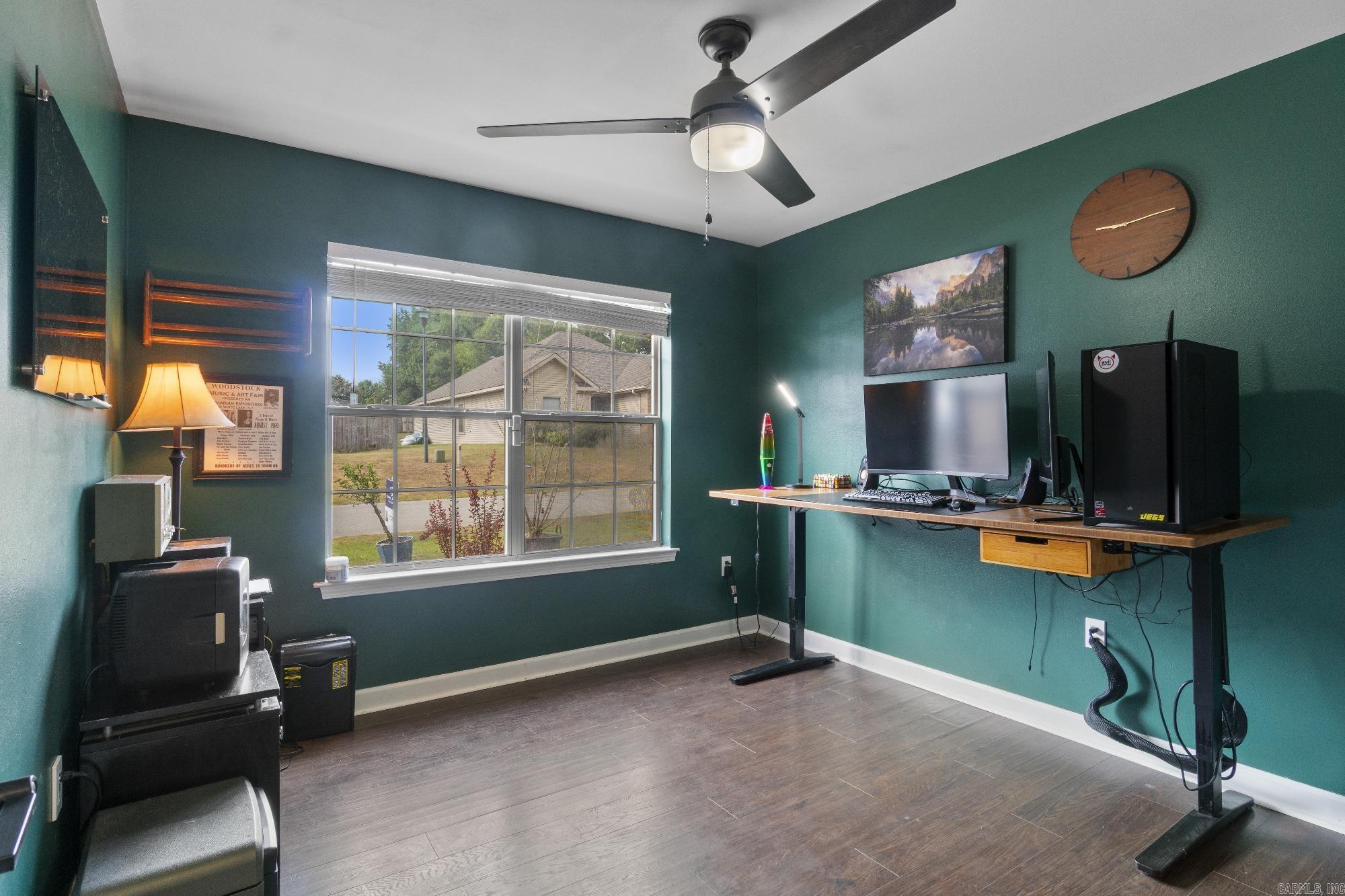 345 Meadow Creek Dr  Benton, AR
