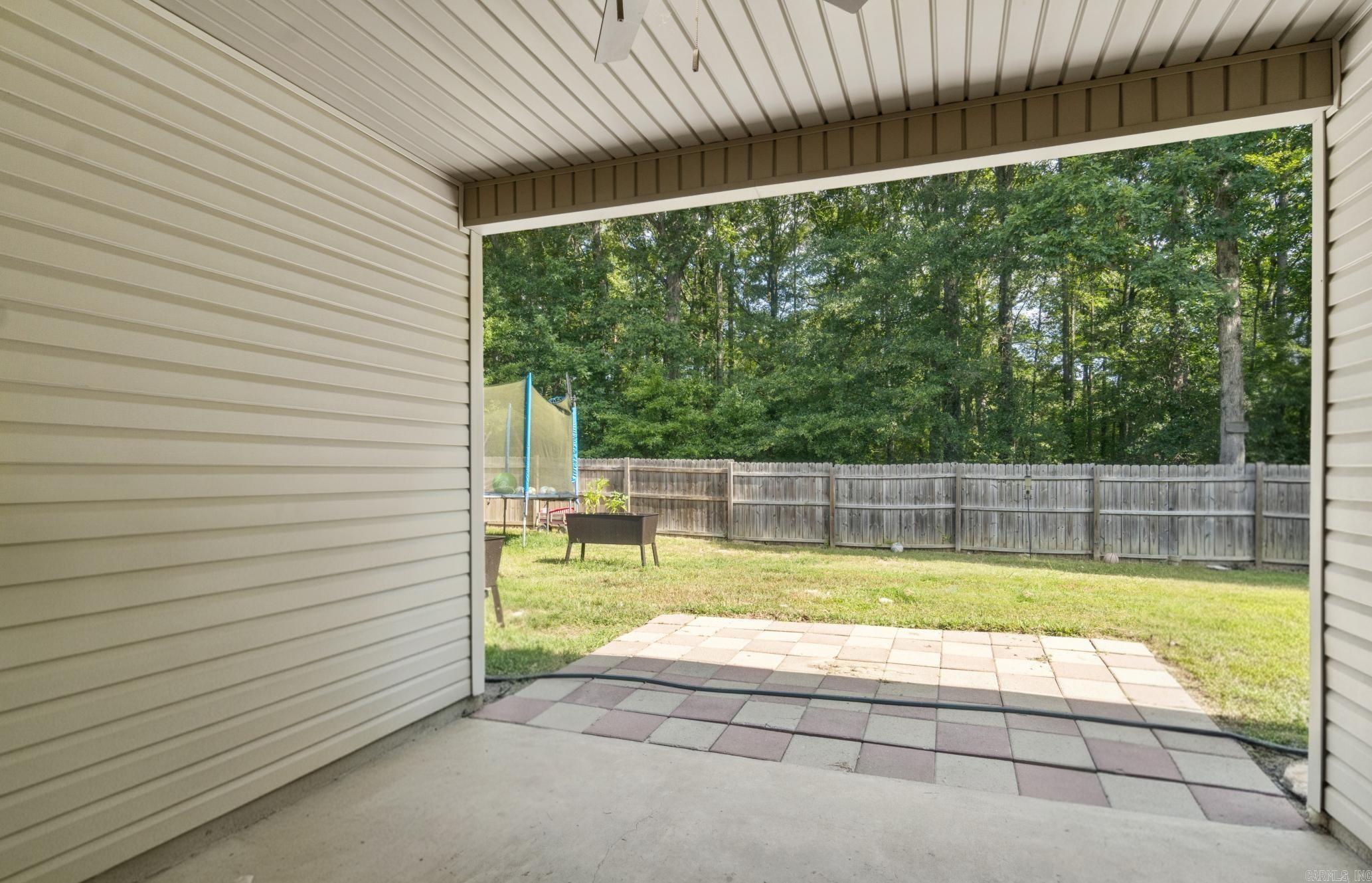 345 Meadow Creek Dr  Benton, AR