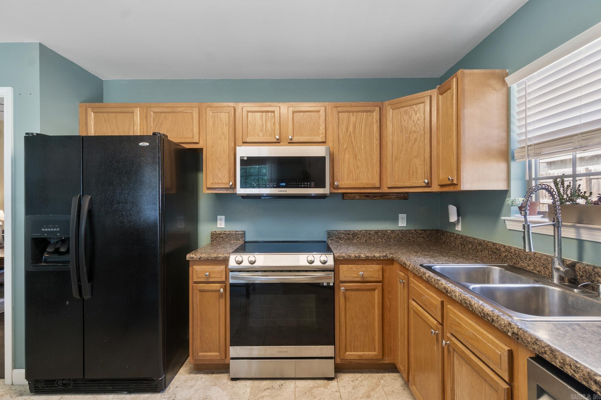 345 Meadow Creek Dr  Benton, AR