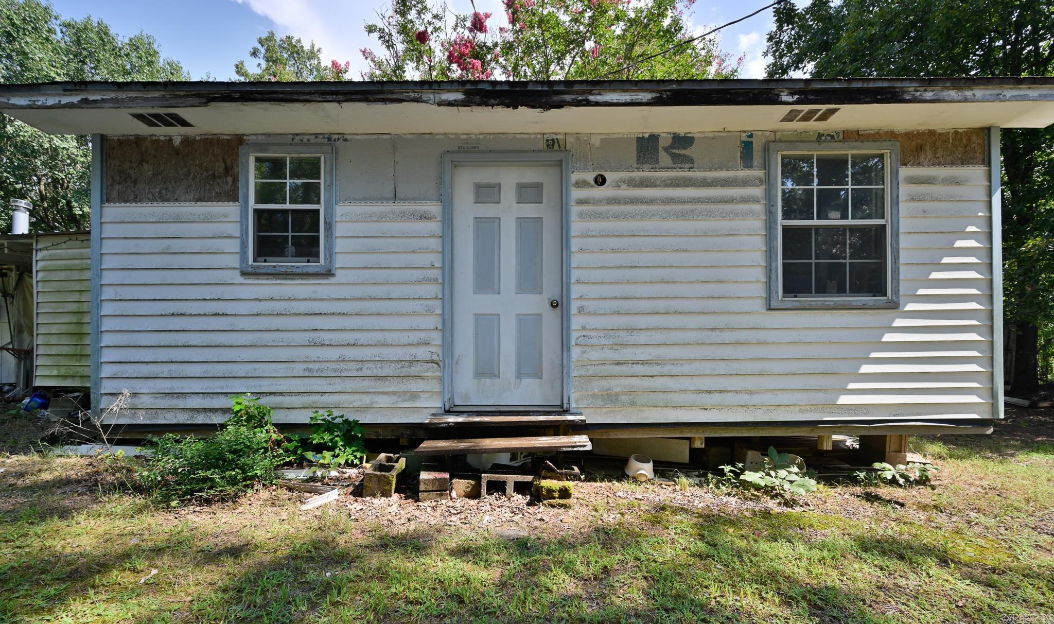 103 Pine Hollow 103, 105, 106 Pine Hollow Lane Mena, AR
