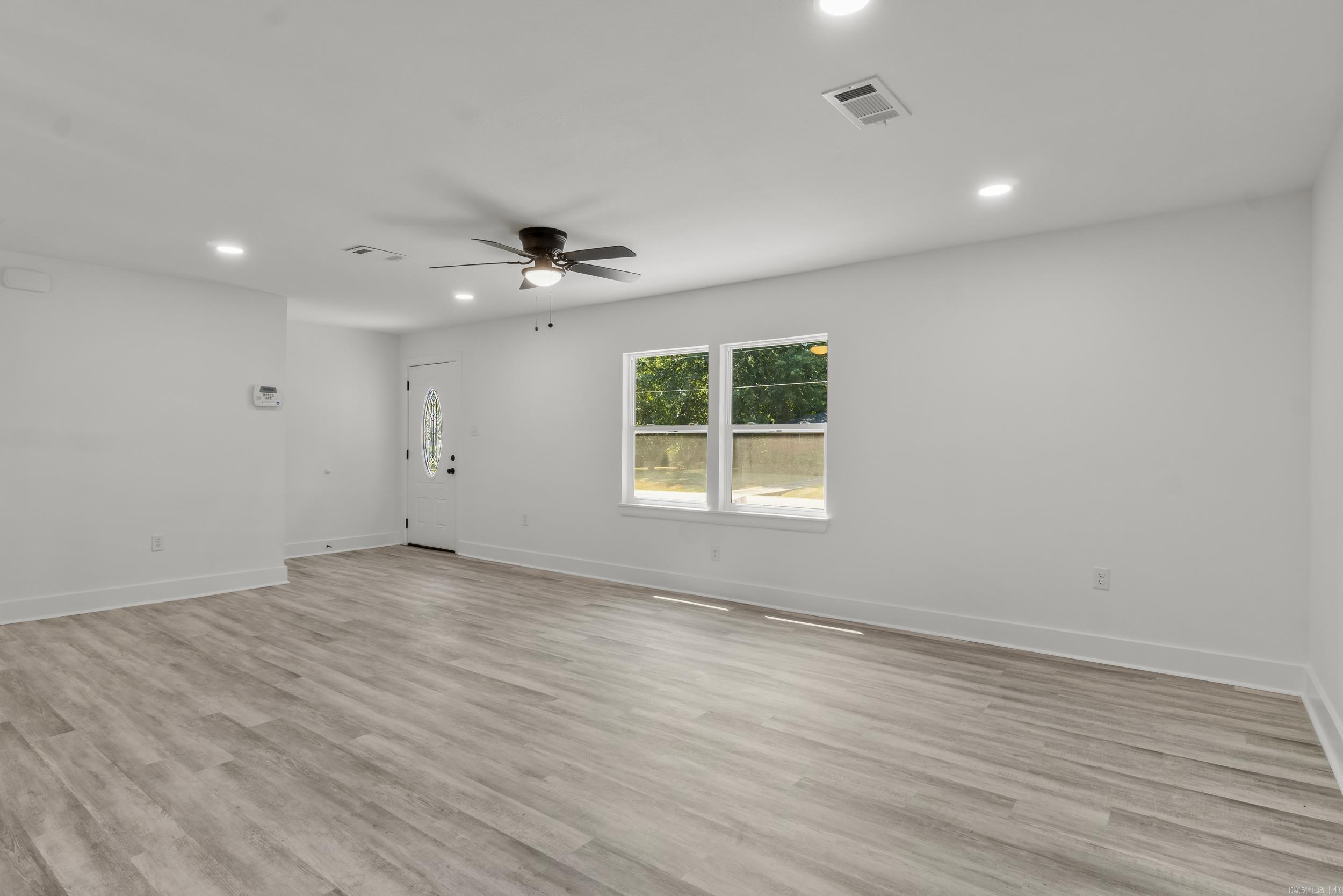 418 W 4th  Lonoke, AR
