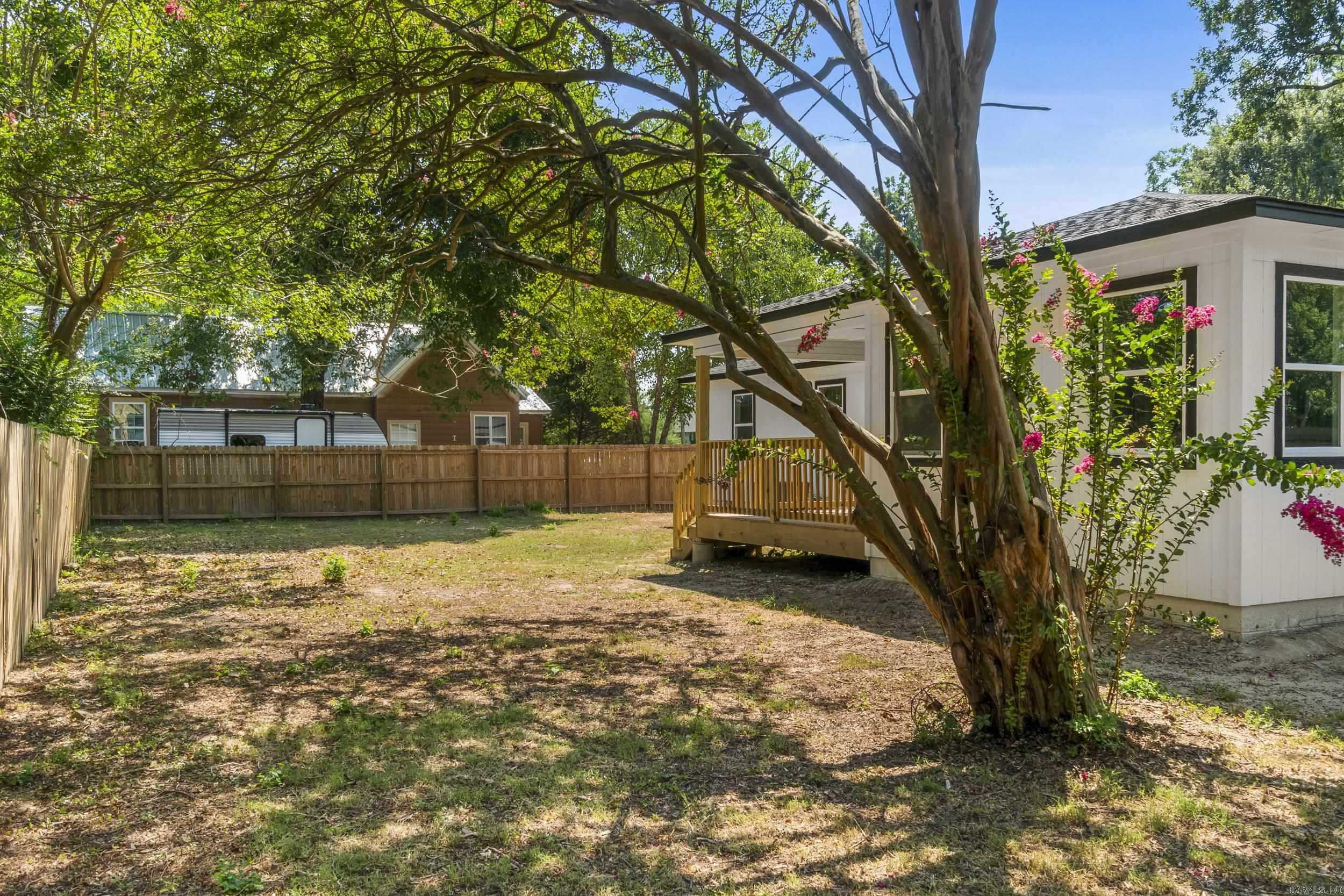 418 W 4th  Lonoke, AR