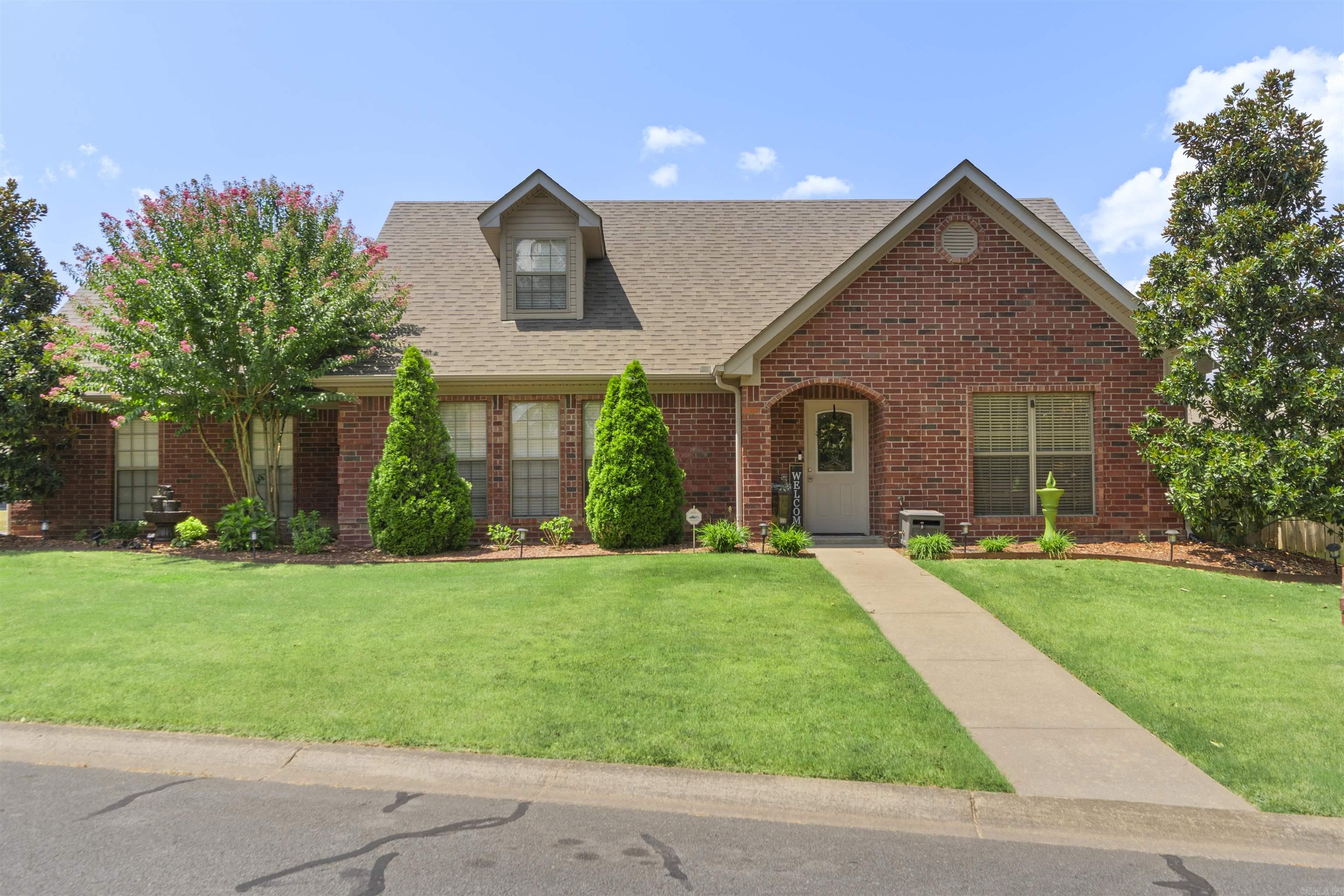 3 N Starlite Drive