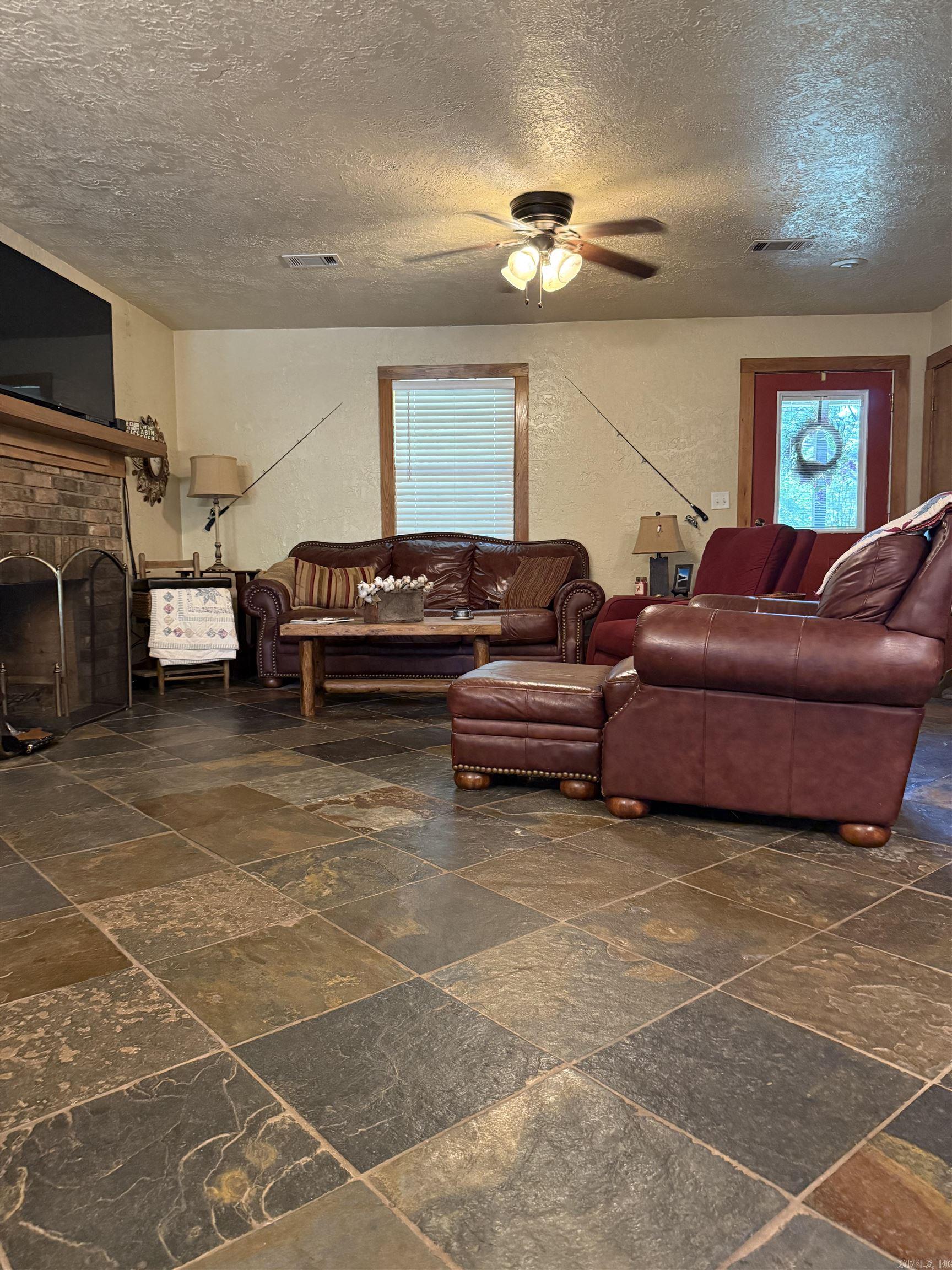 101 Fields Lane  Pangburn, AR
