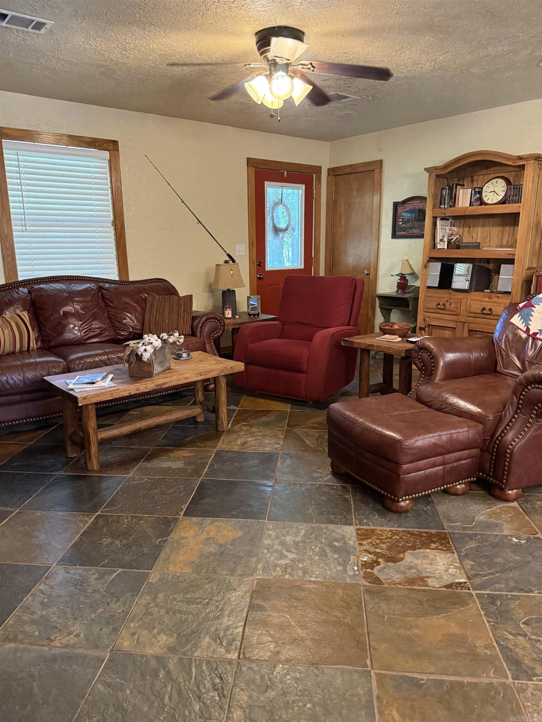101 Fields Lane  Pangburn, AR
