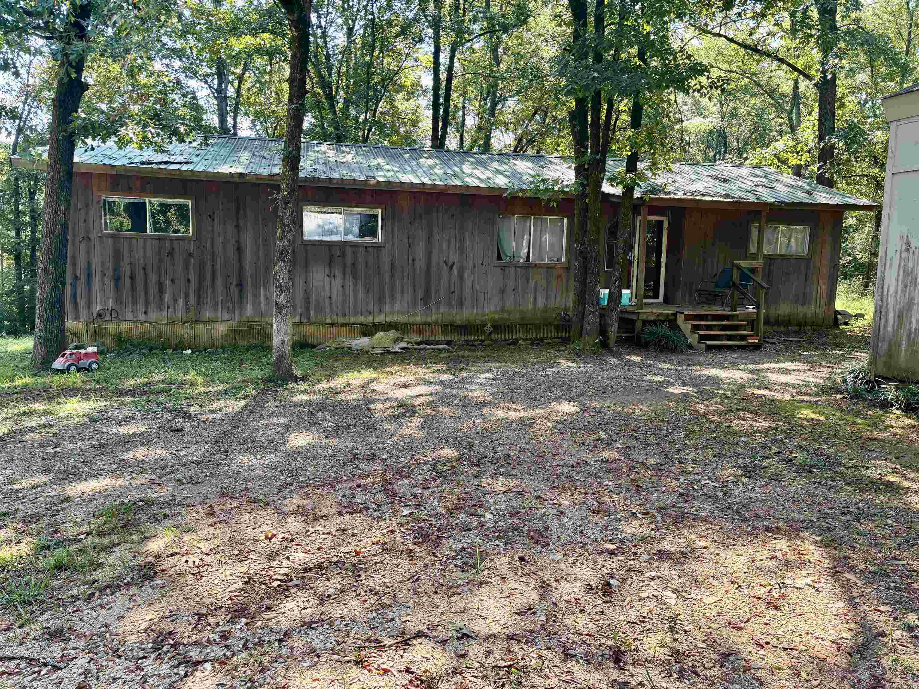 303 Tom Loyd Cuttoff  Malvern, AR