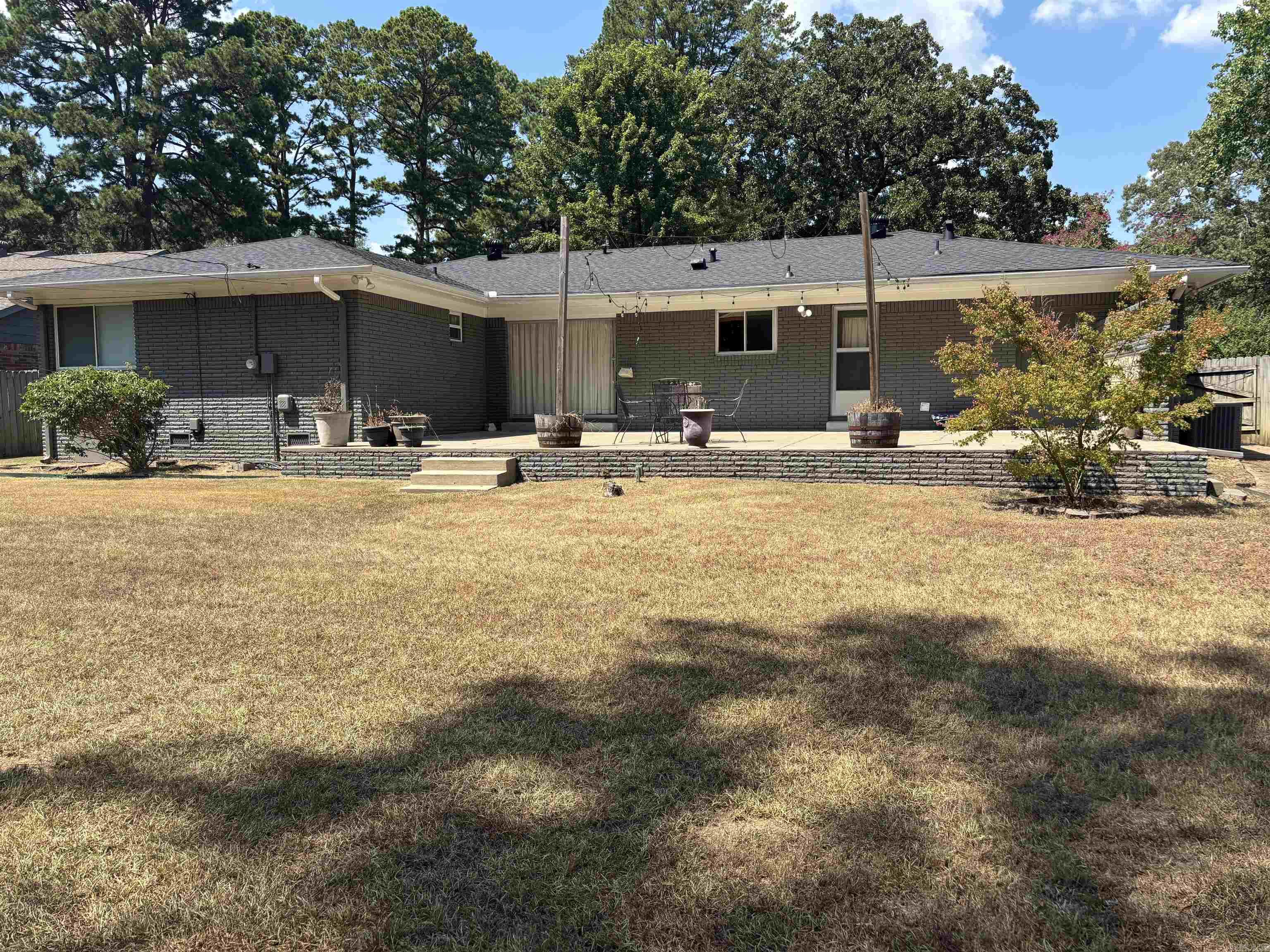 7517 Apache  Little Rock, AR