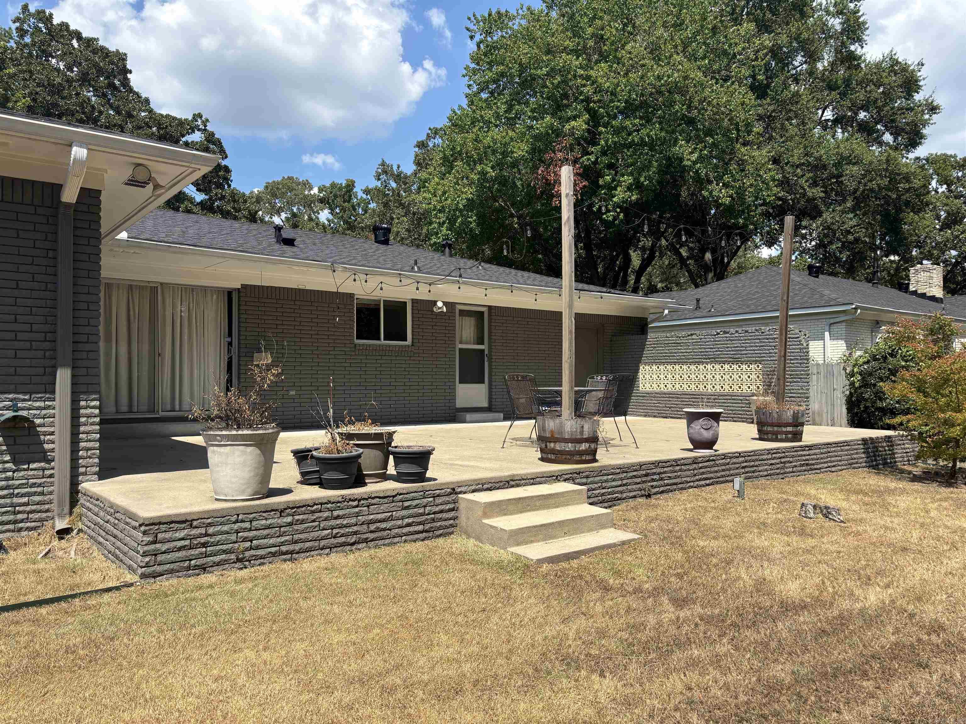 7517 Apache  Little Rock, AR