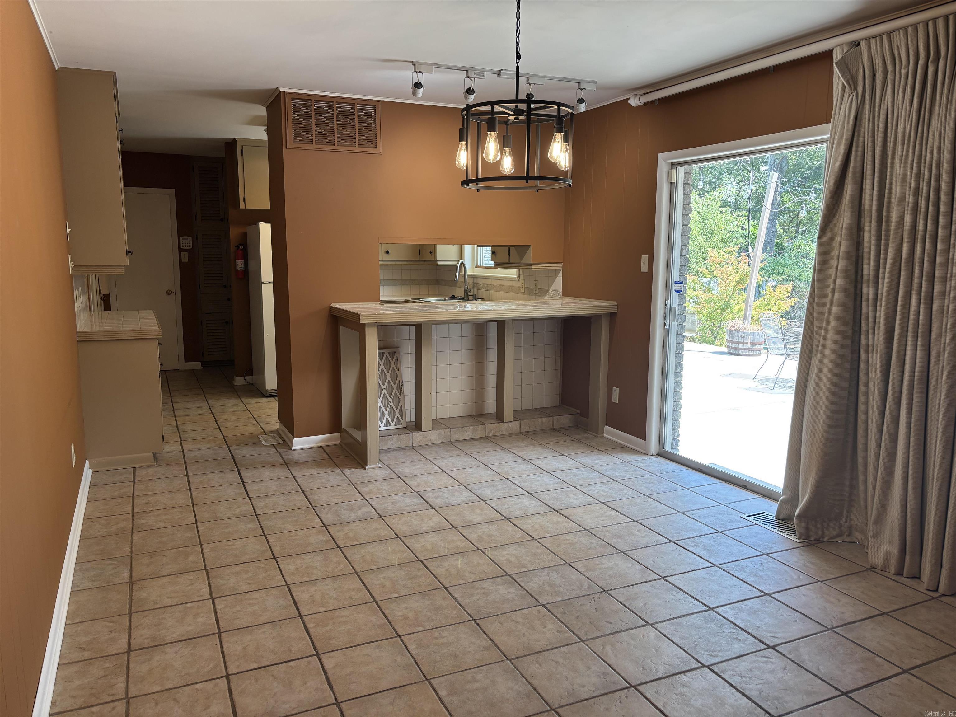 7517 Apache  Little Rock, AR