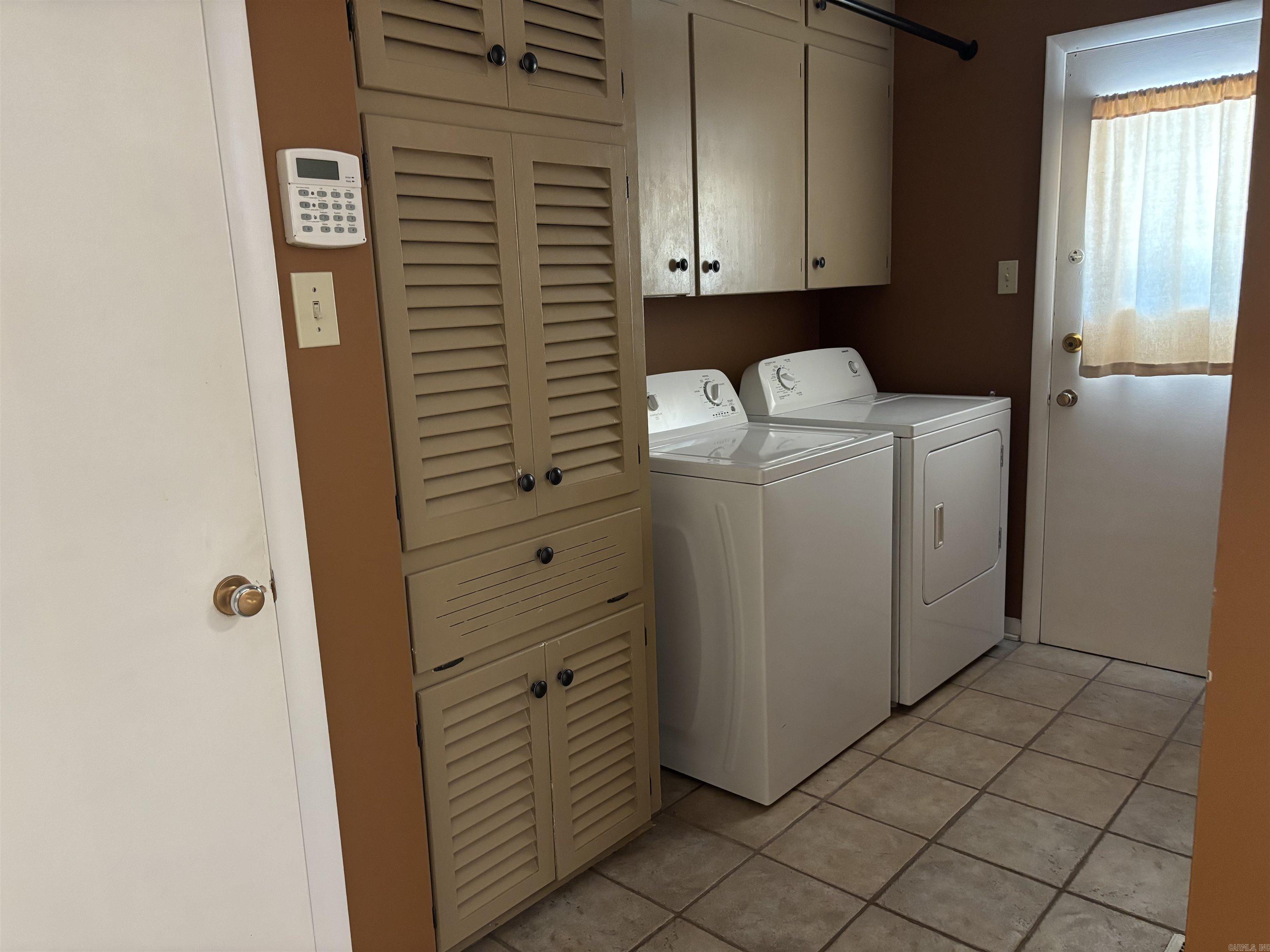 7517 Apache  Little Rock, AR