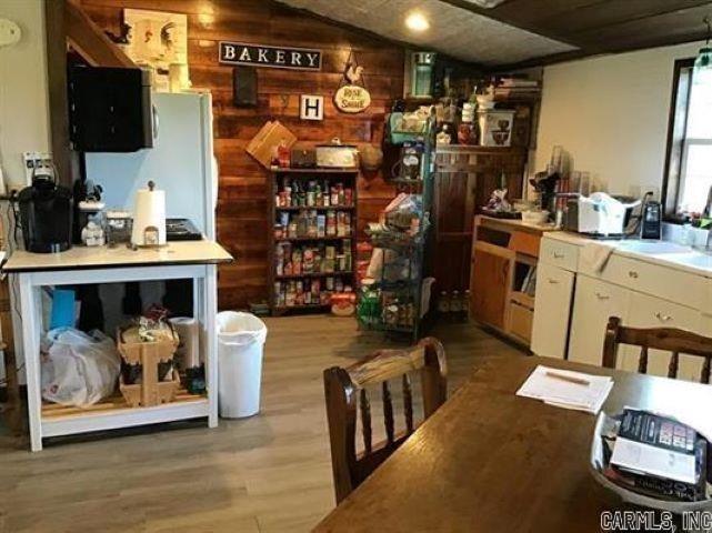 163 Polk Road 21 Cove, AR 71937