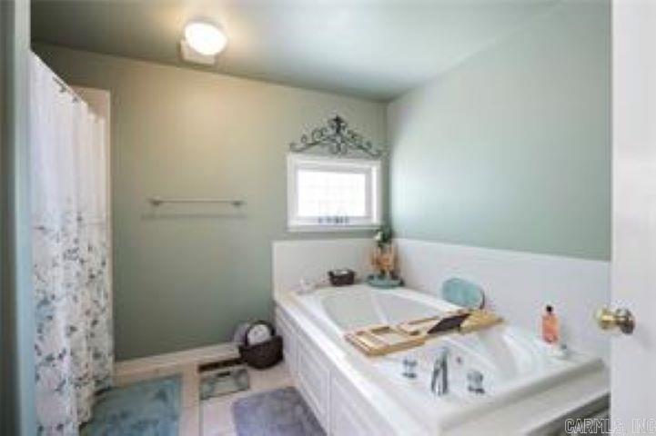 3006 W 2nd  Russellville, AR