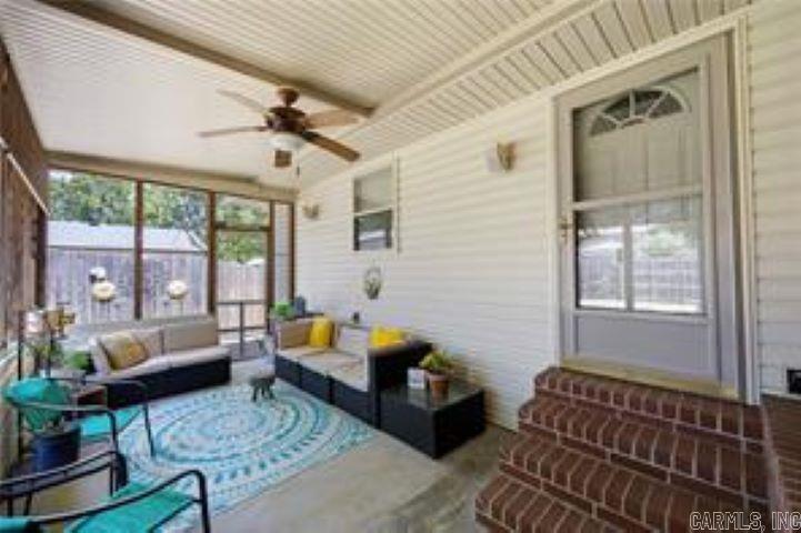 3006 W 2nd  Russellville, AR