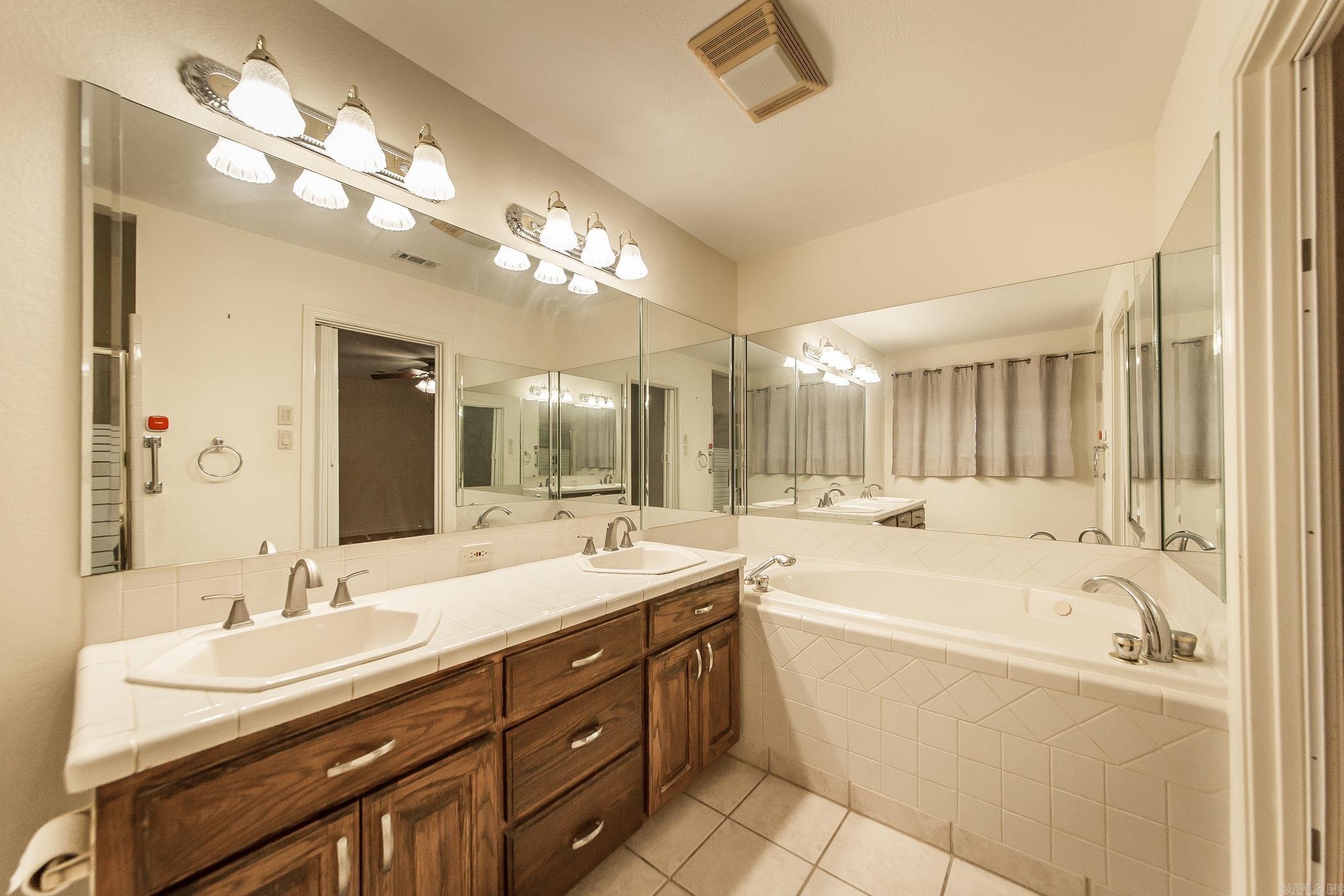 150 Forest View  Hot Springs, AR