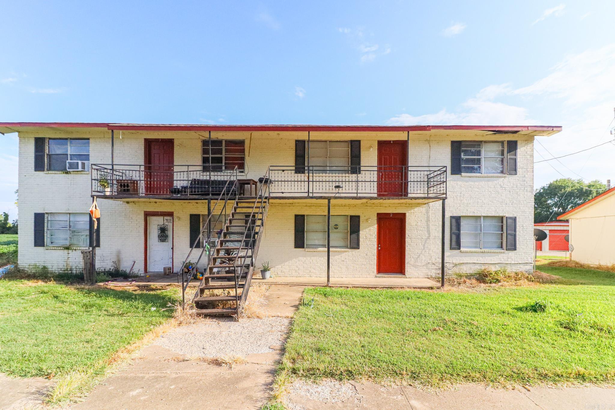 300 Patterson  Bay, AR