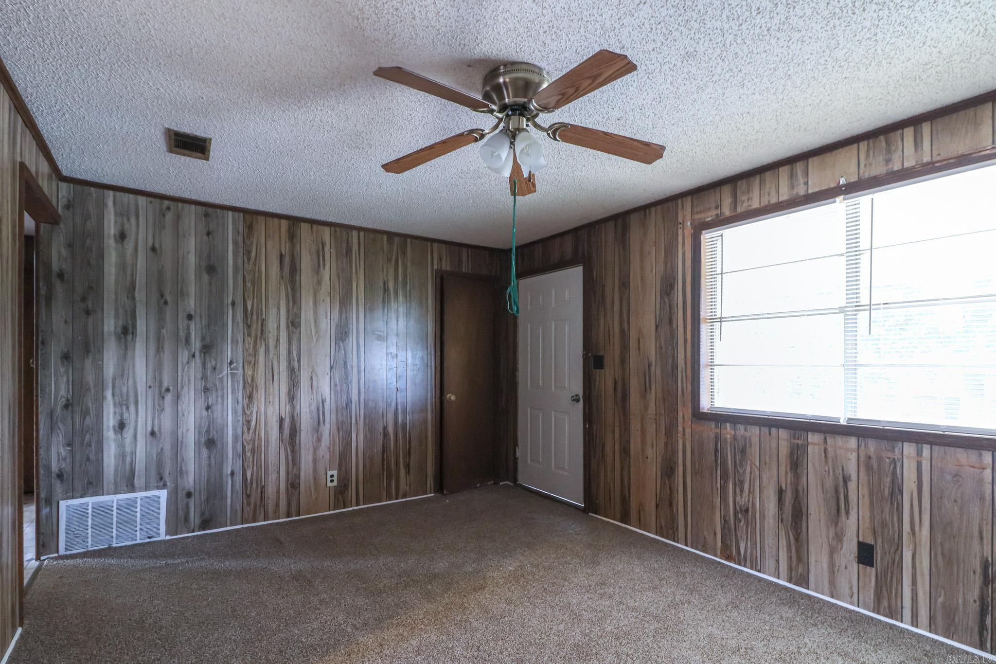 300 Patterson  Bay, AR