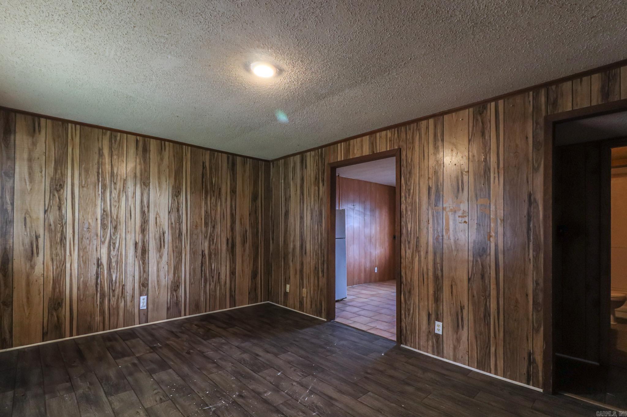 300 Patterson  Bay, AR