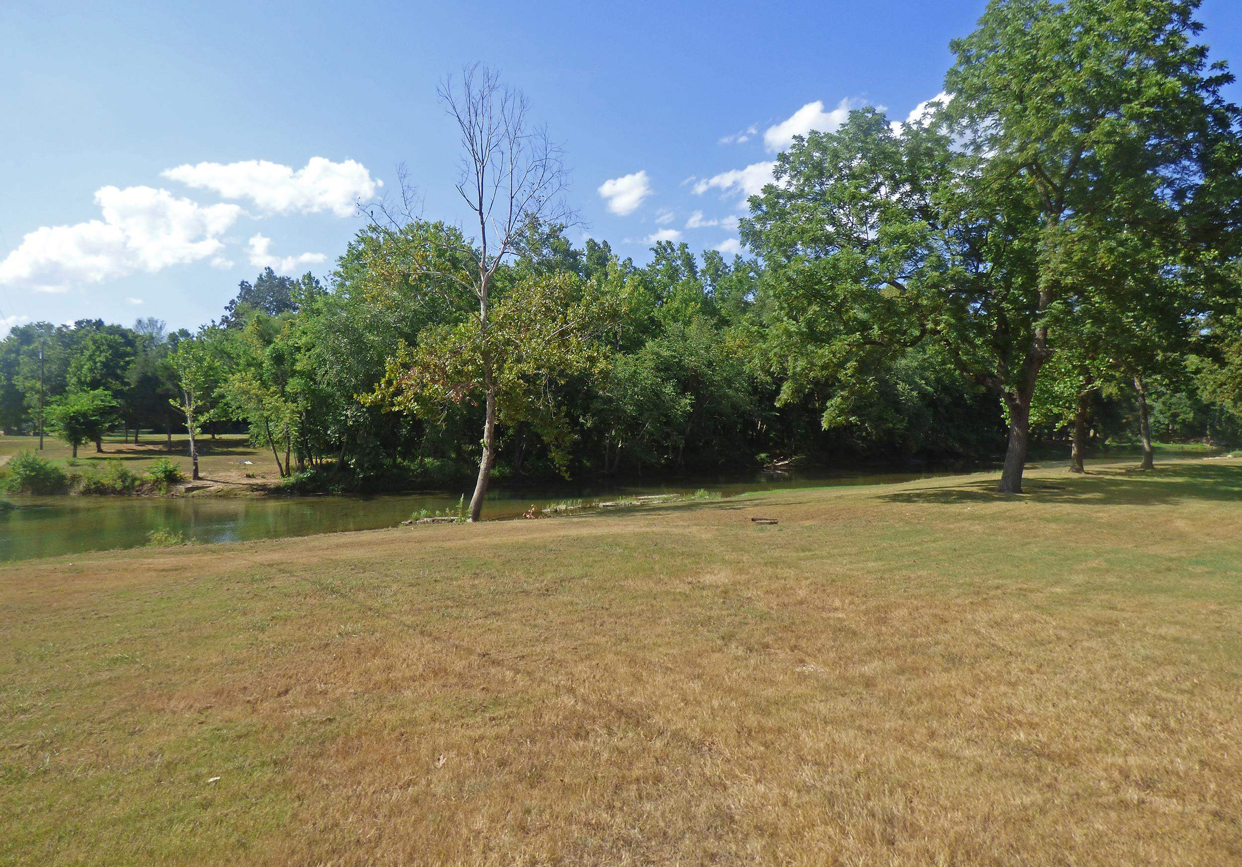 7230 Highway 289 North  Mammoth Spring, AR