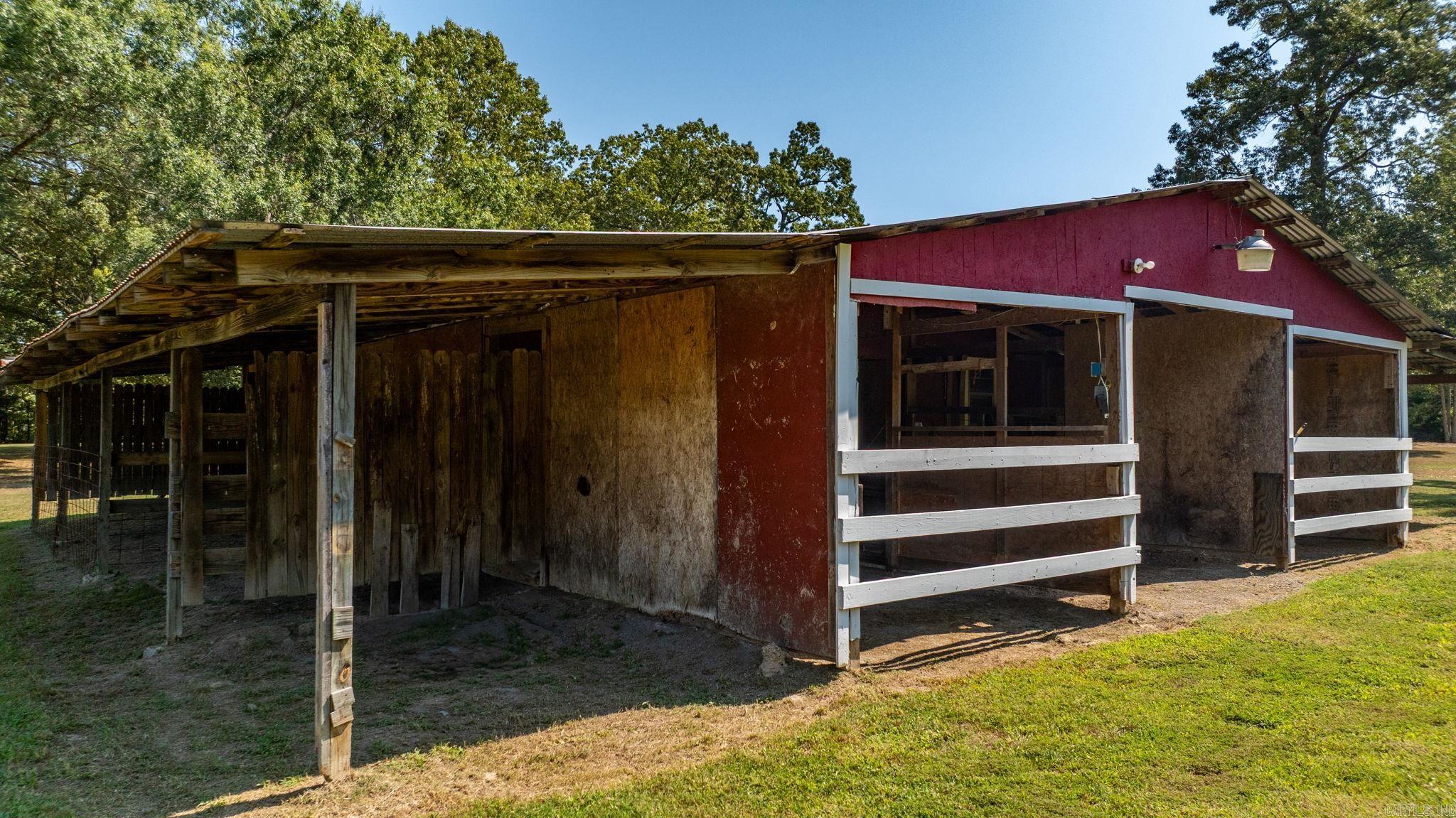 17 & 21 Snowden Circle  Greenbrier, AR