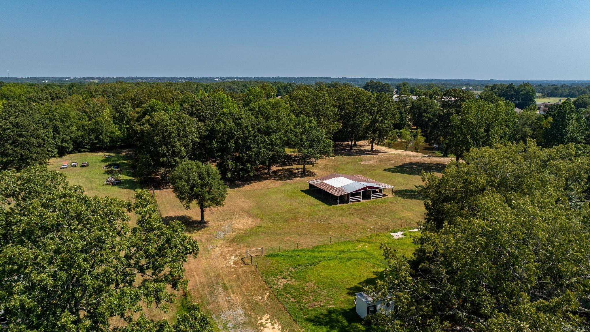 17 & 21 Snowden Circle  Greenbrier, AR