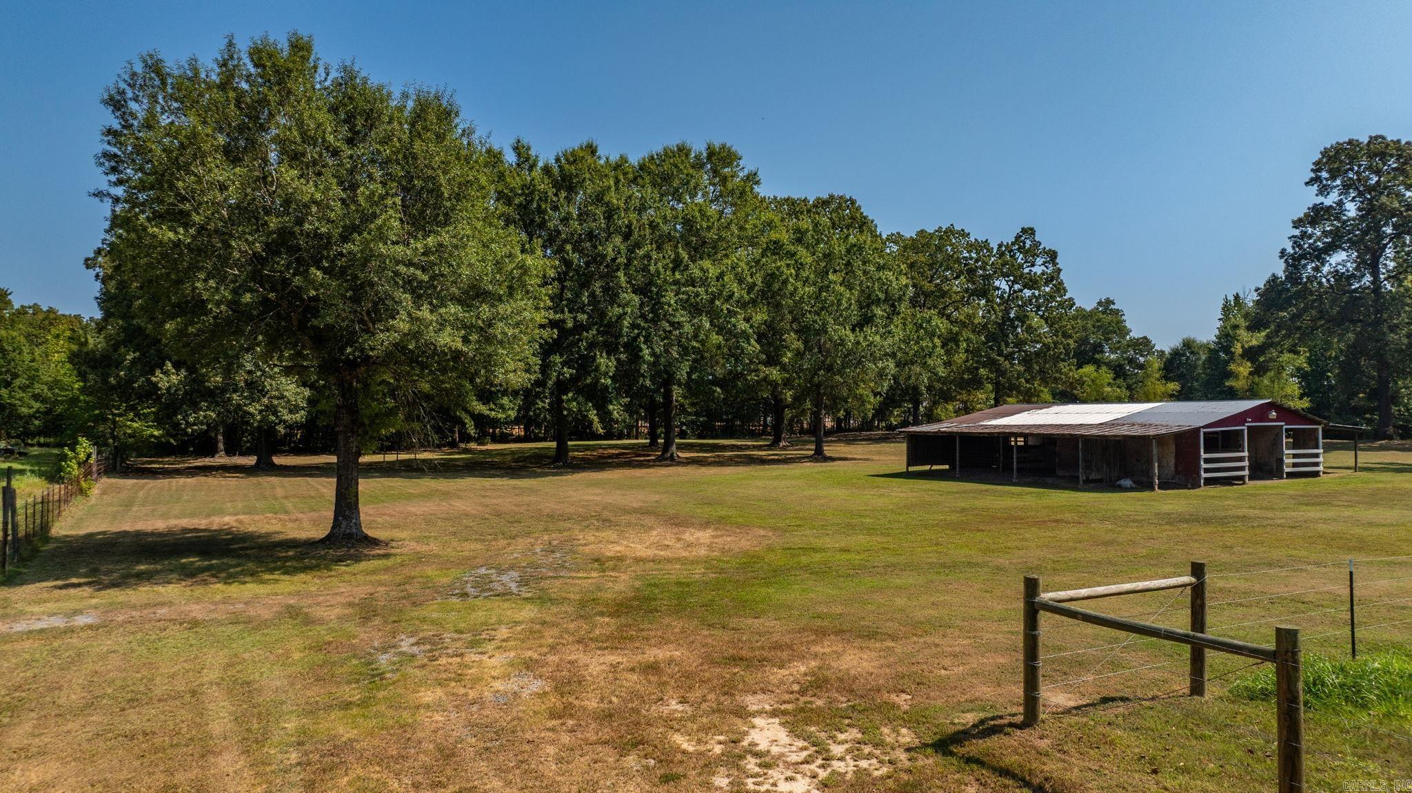 17 & 21 Snowden Circle  Greenbrier, AR