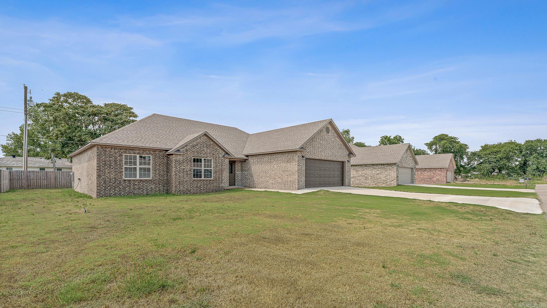 117 Pecan  Lake City, AR