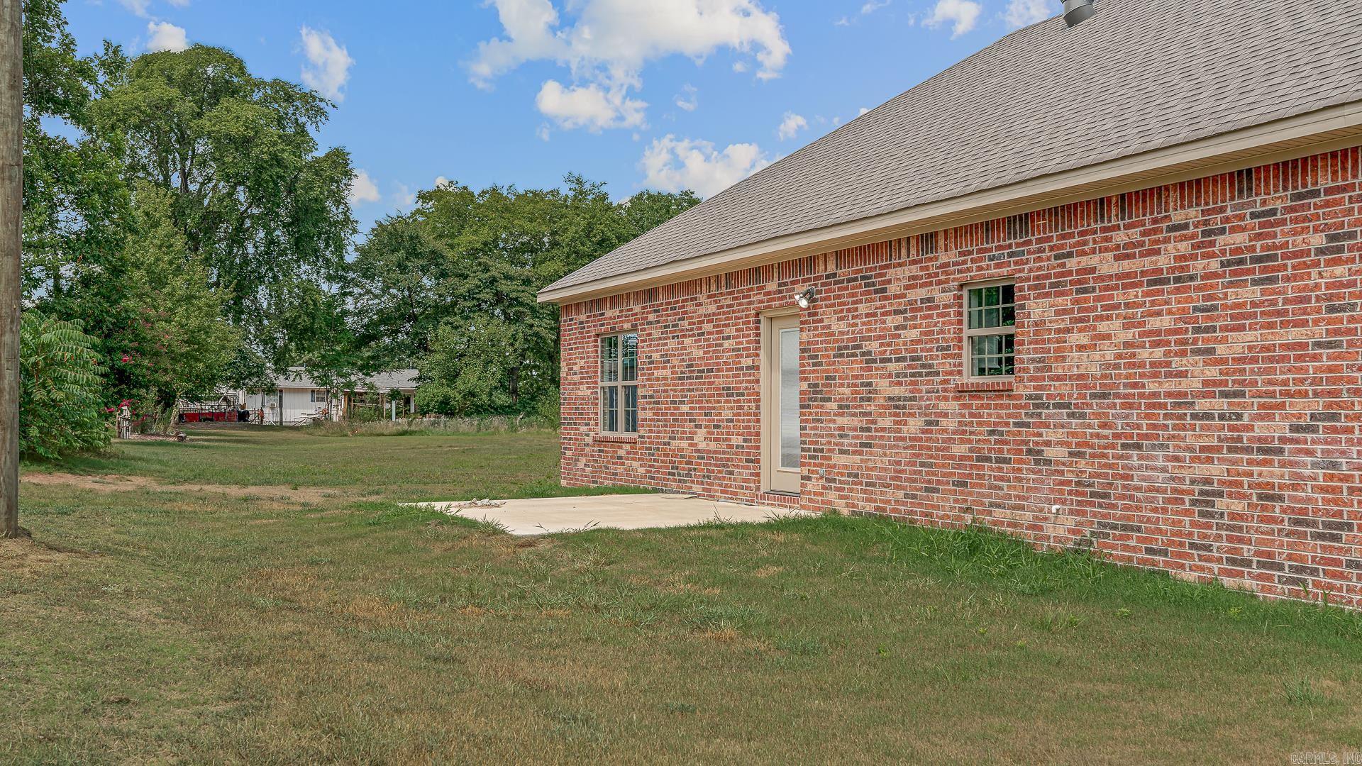 121 Pecan  Lake City, AR