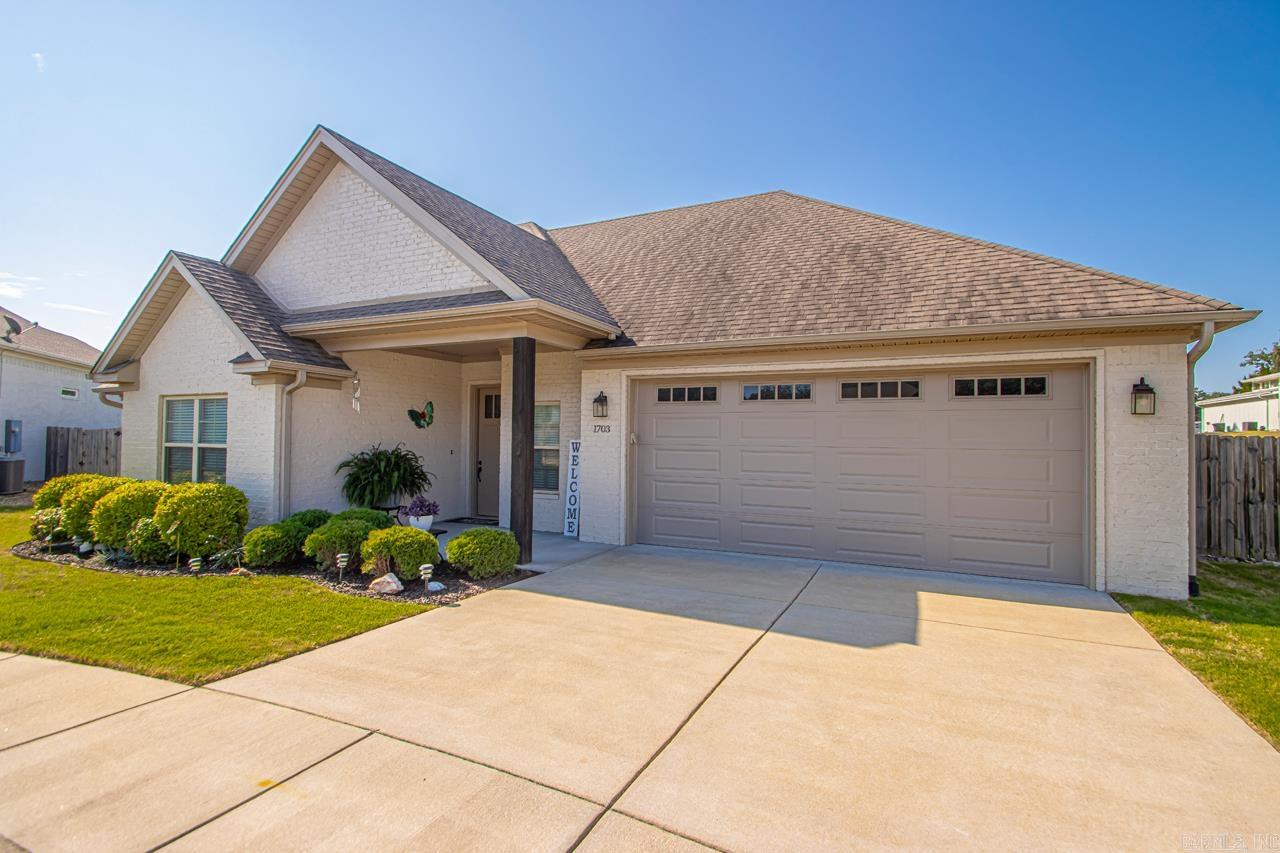 1703 VINE MAPLE  Benton, AR
