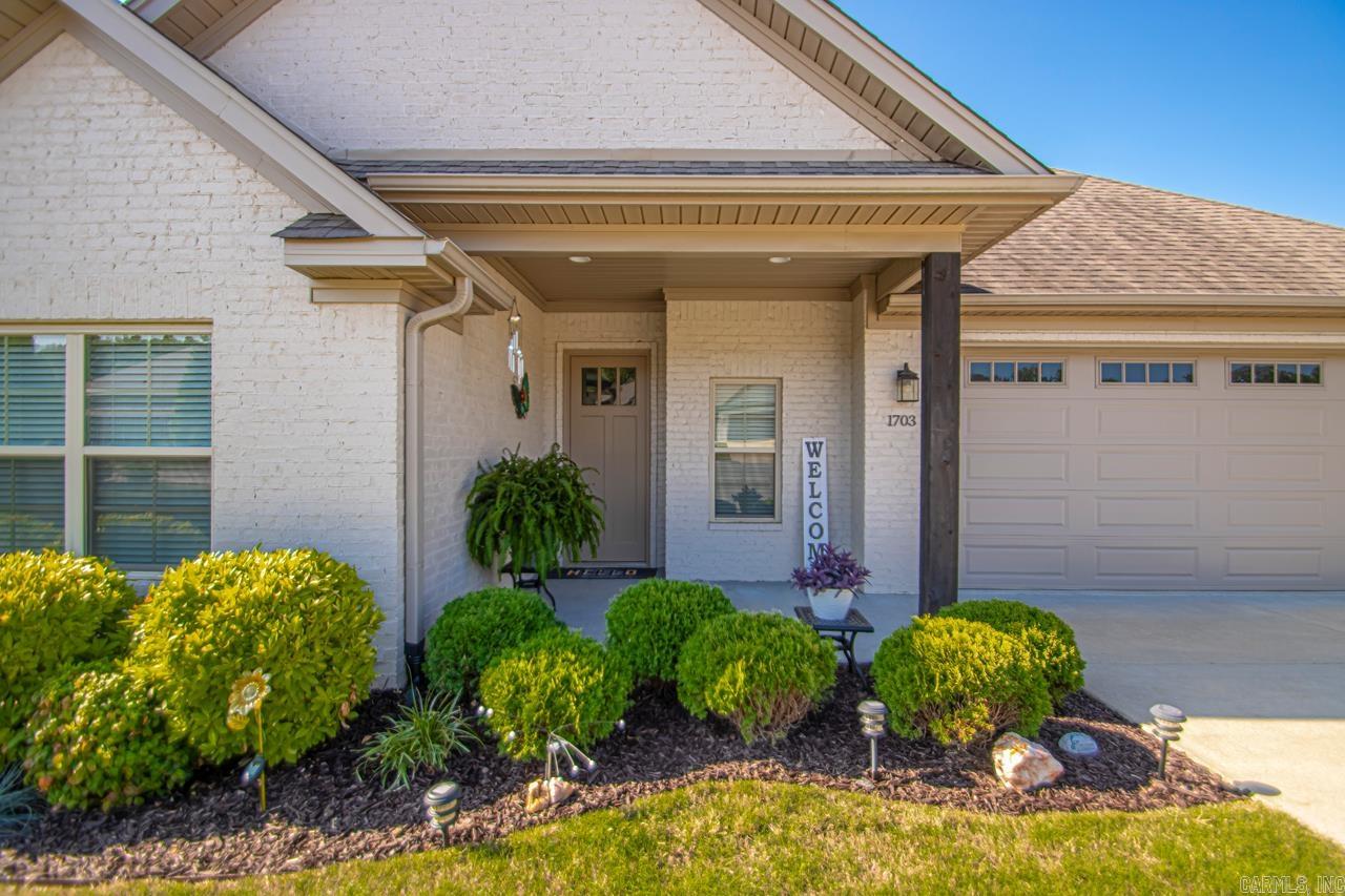 1703 VINE MAPLE  Benton, AR