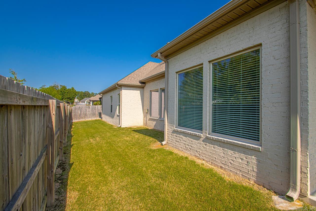 1703 VINE MAPLE  Benton, AR
