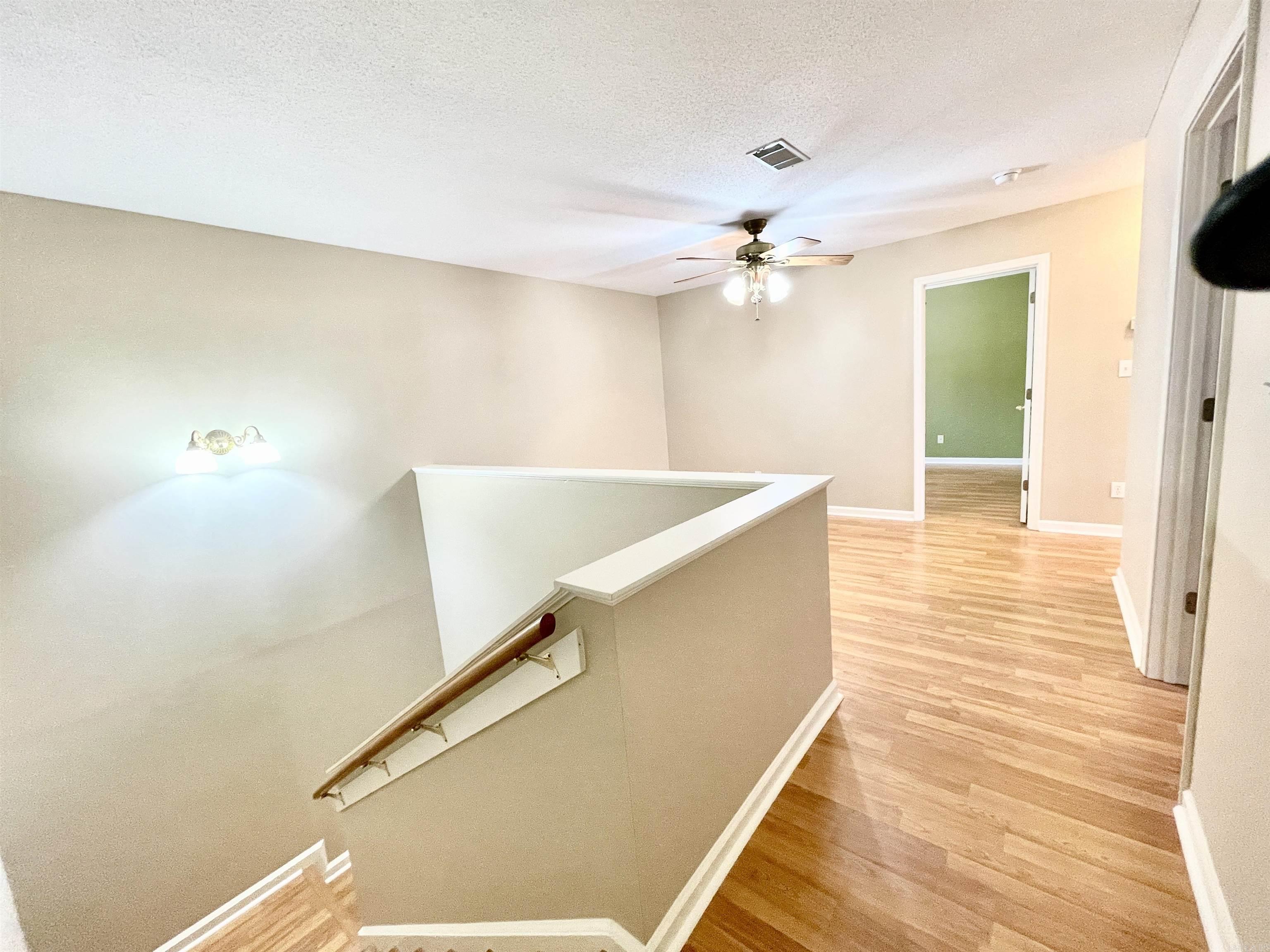 16 Winona  Maumelle, AR