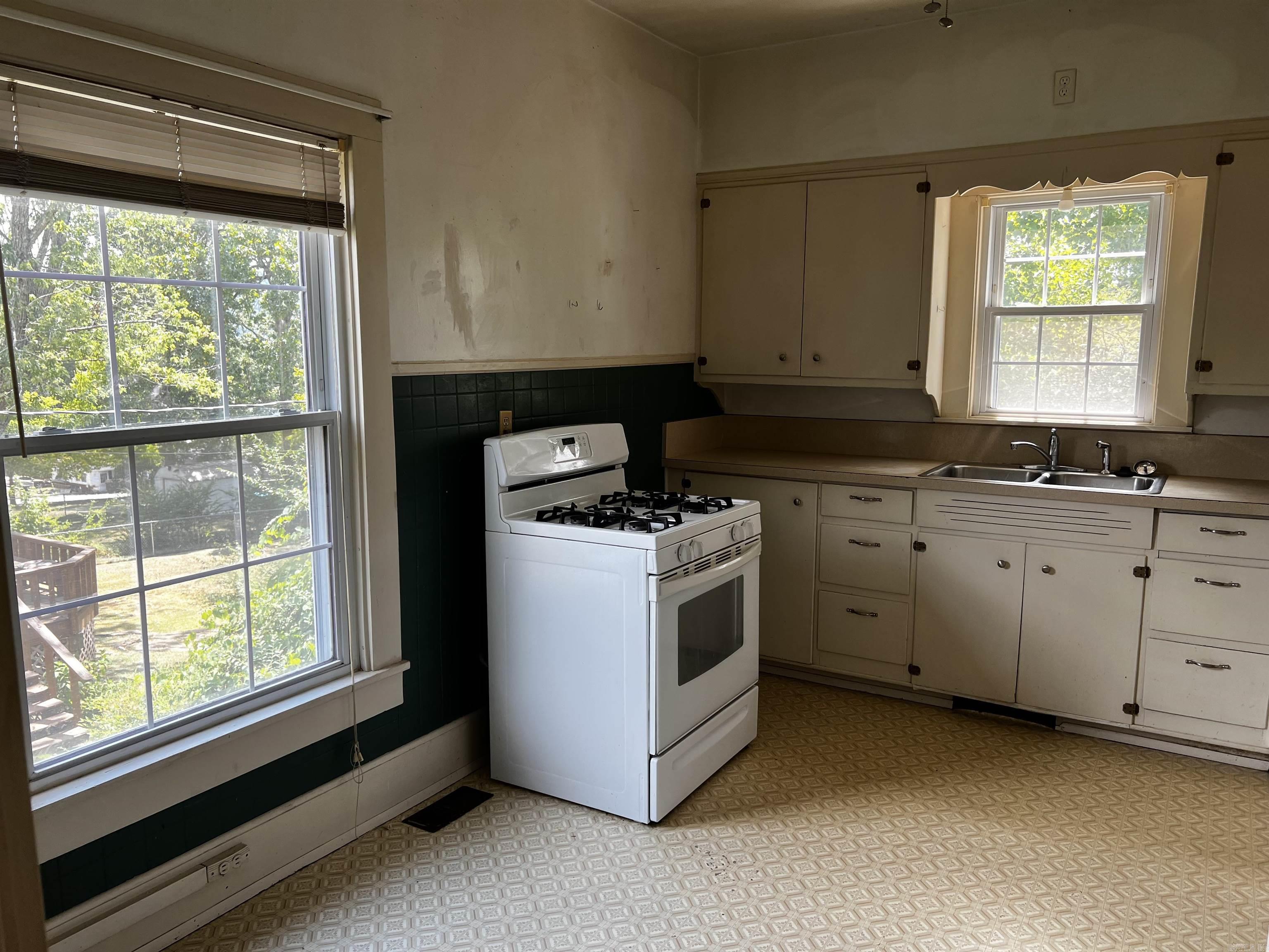 609 W Pine Street  Heber Springs, AR
