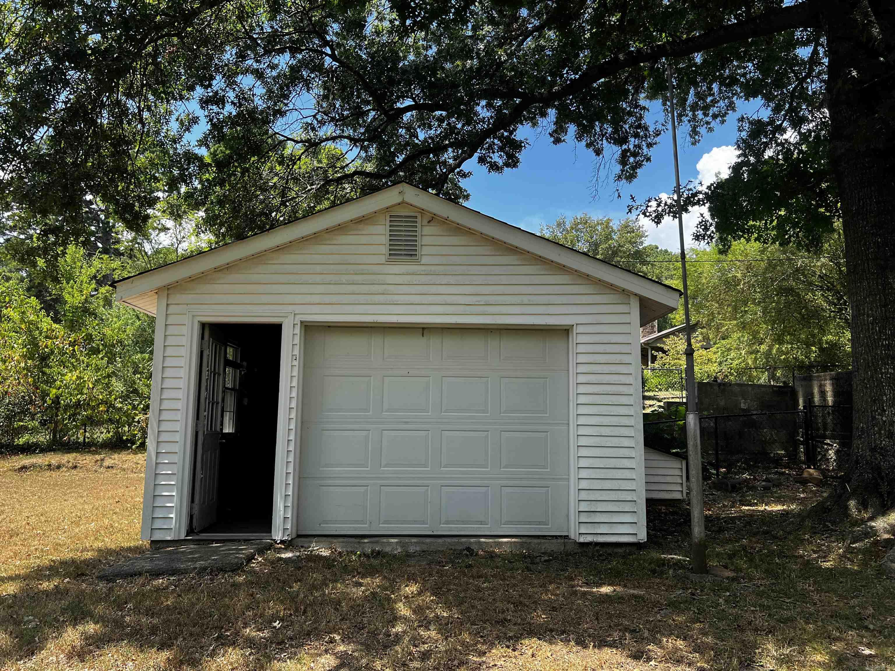 609 W Pine Street  Heber Springs, AR