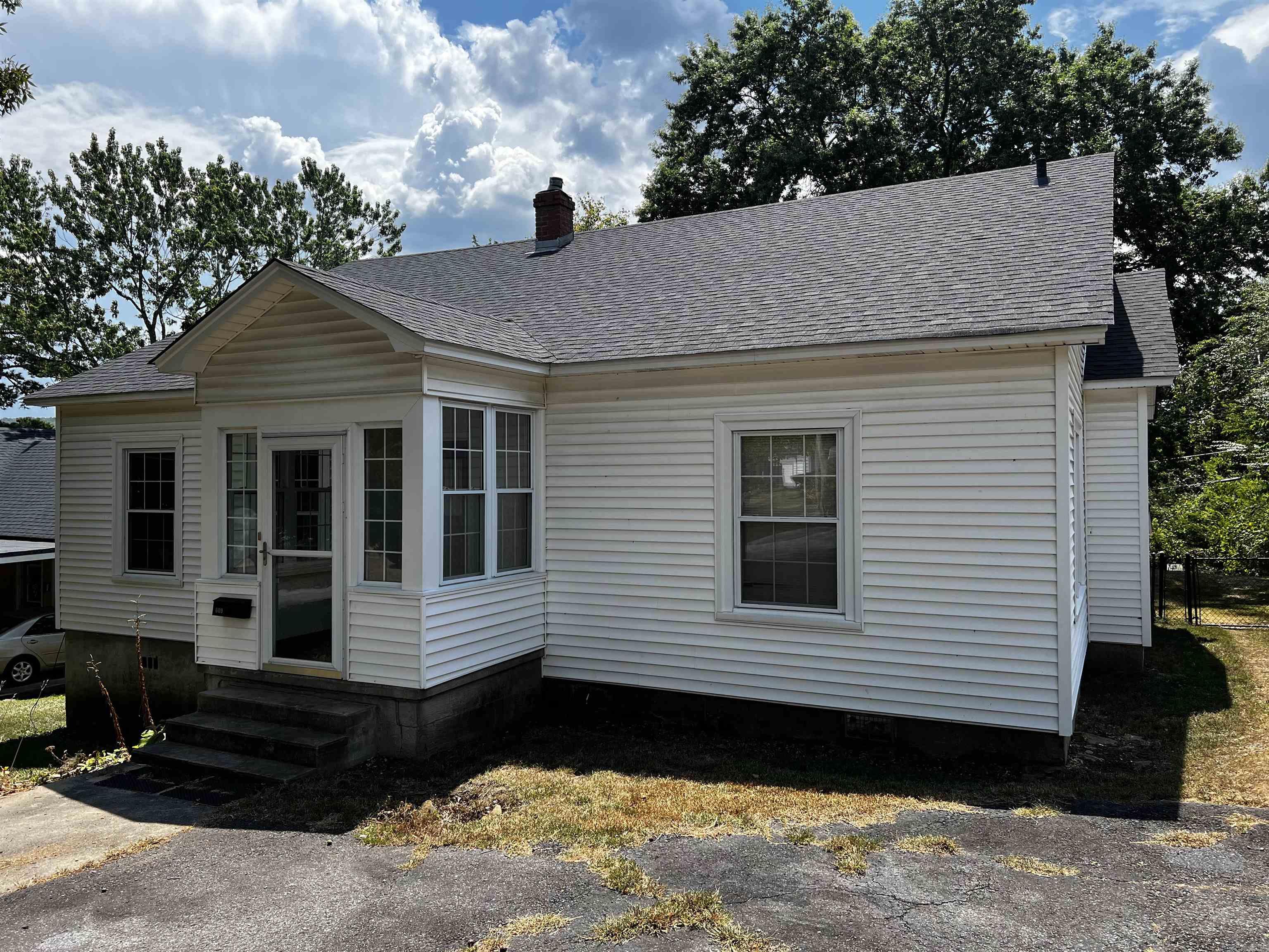 609 W Pine Street  Heber Springs, AR