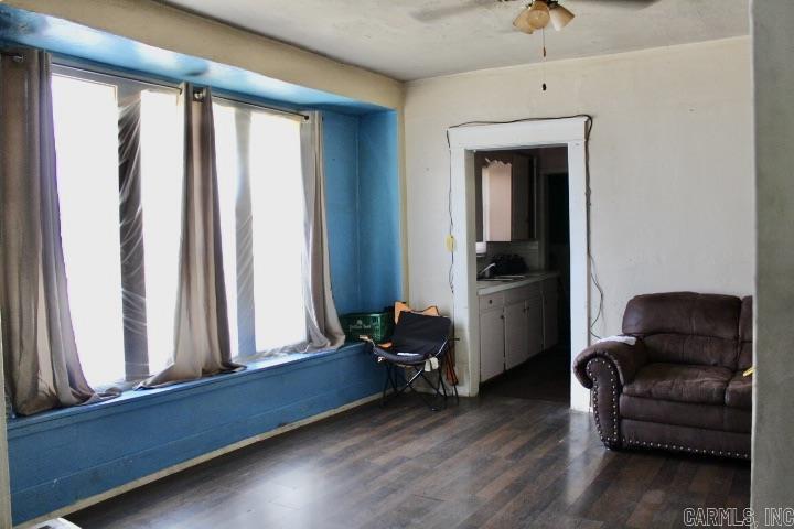 4410 W 10Th St  Little Rock, AR