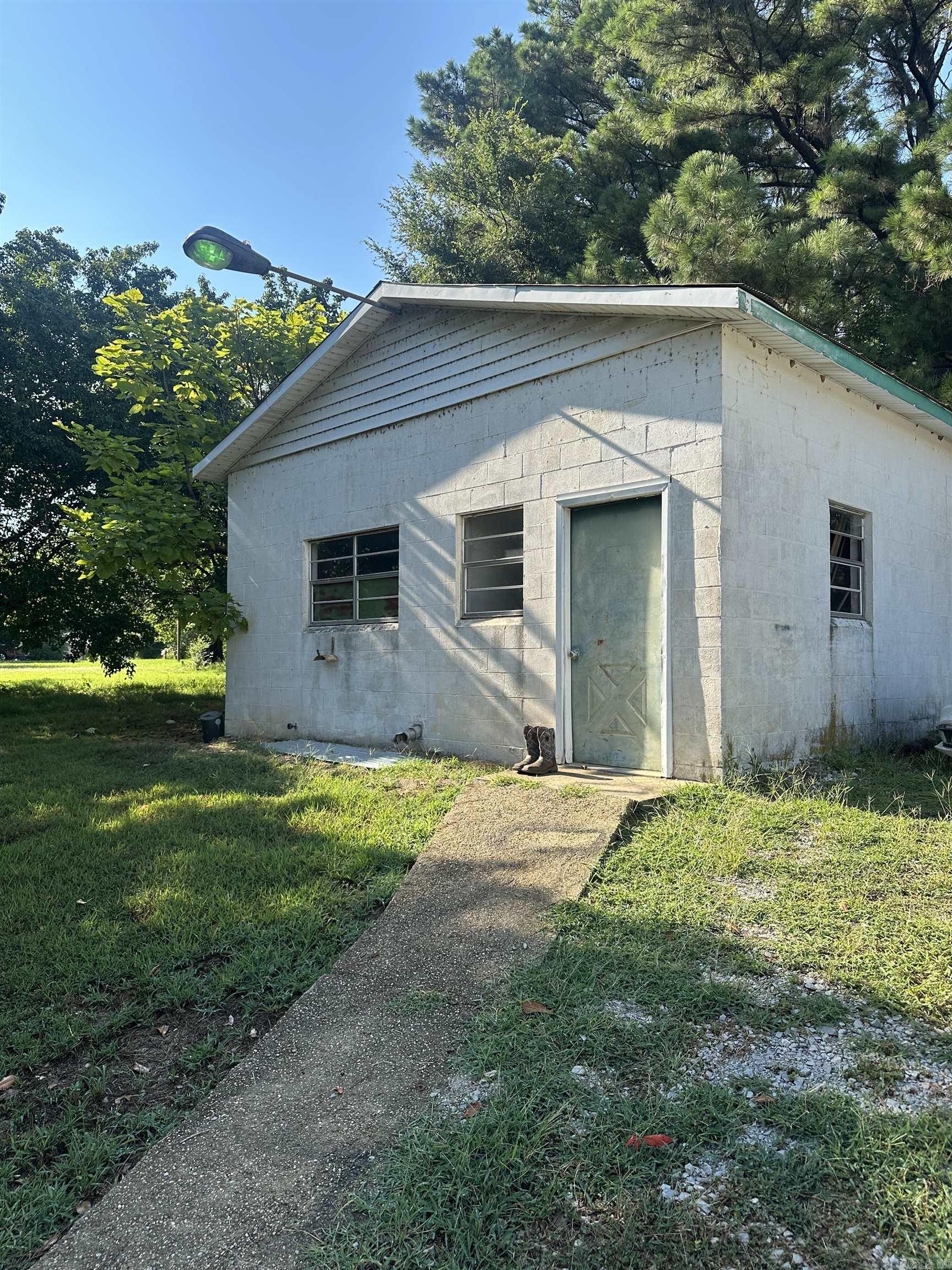 3364 GR 715 RD  Paragould, AR