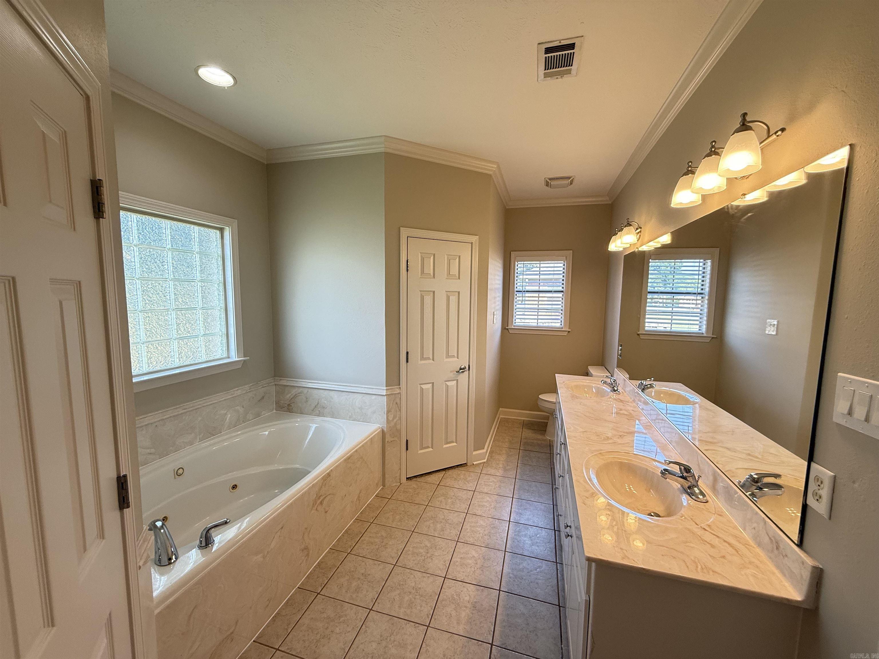 6608 Southshore  Sherwood, AR