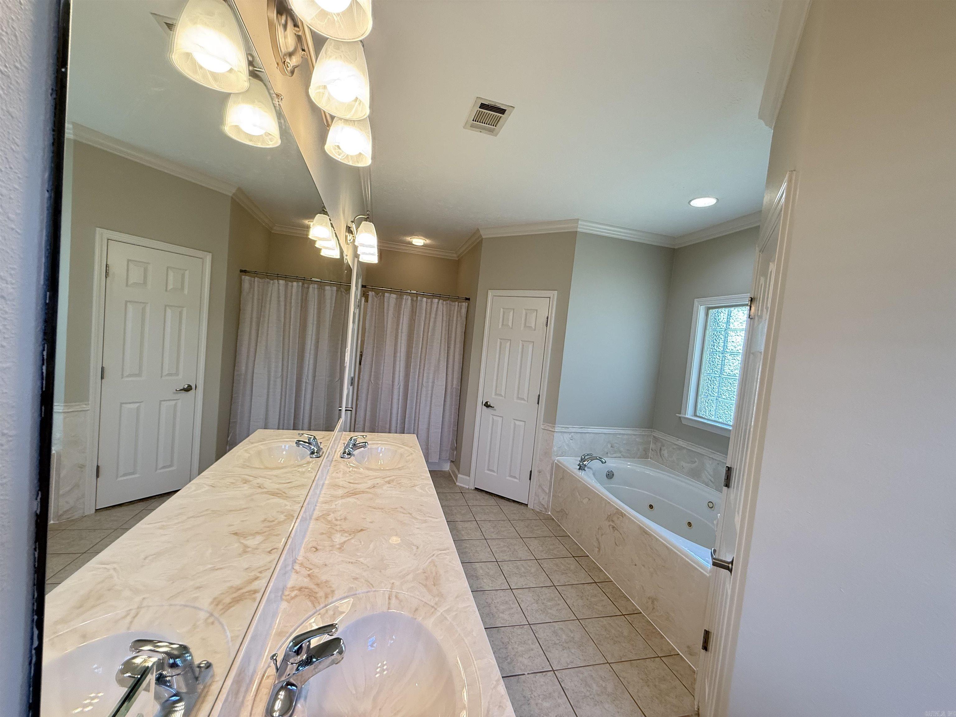 6608 Southshore  Sherwood, AR