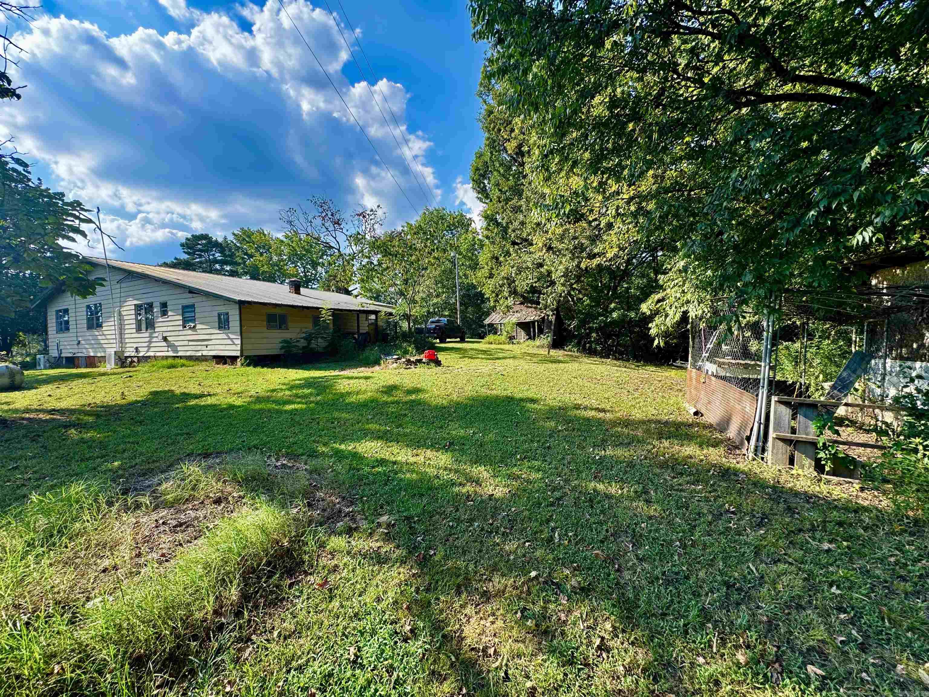 489 County Road 4491  Clarksville, AR