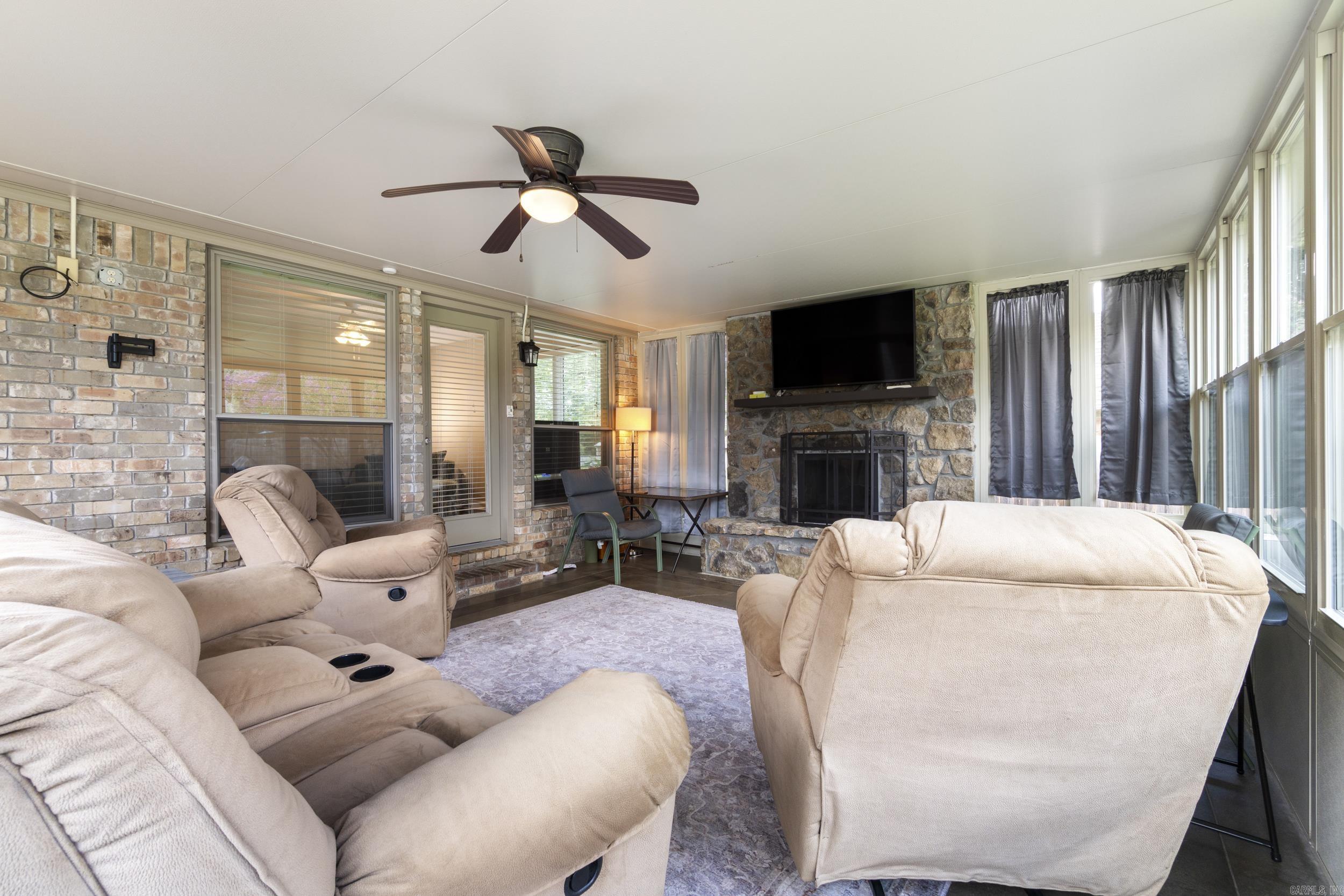 3045 DALLAS LOOP  Conway, AR