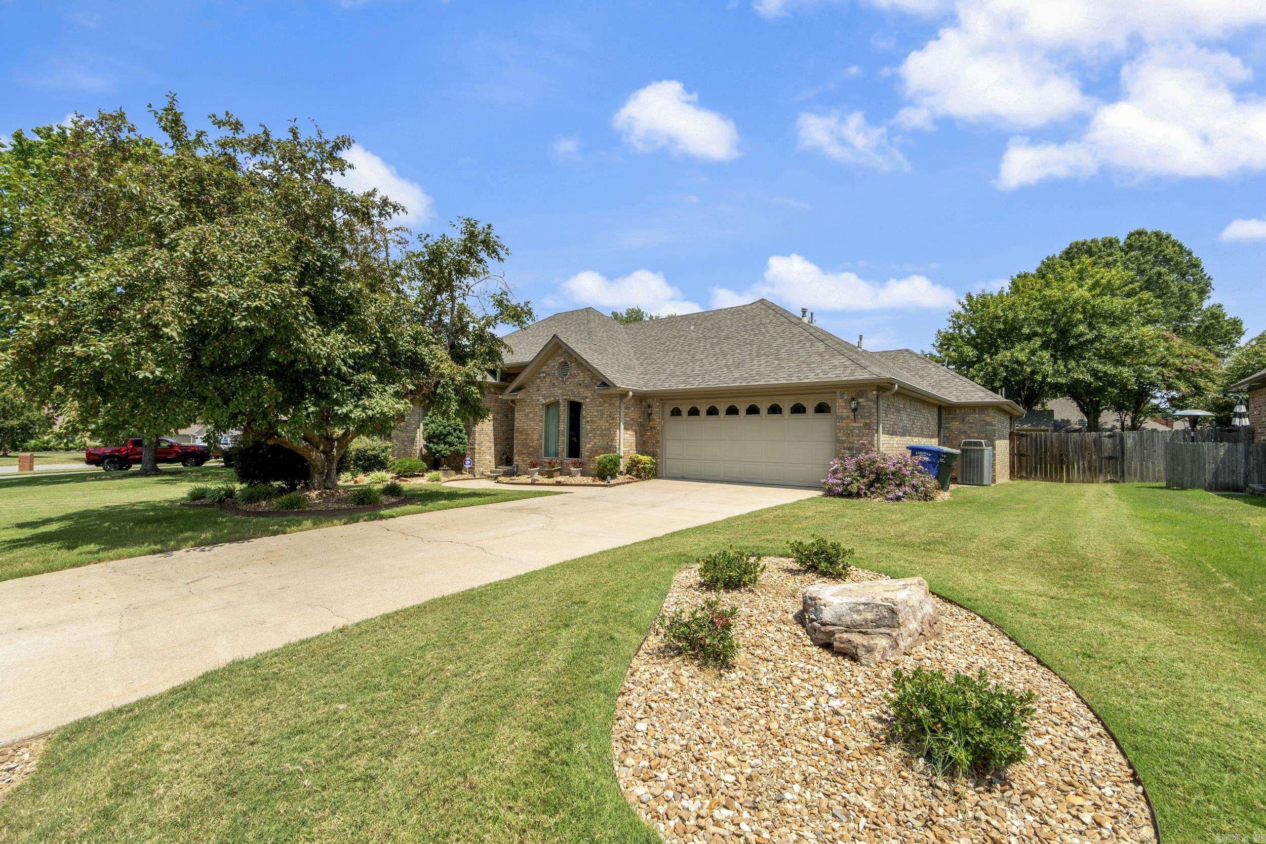 3045 DALLAS LOOP  Conway, AR